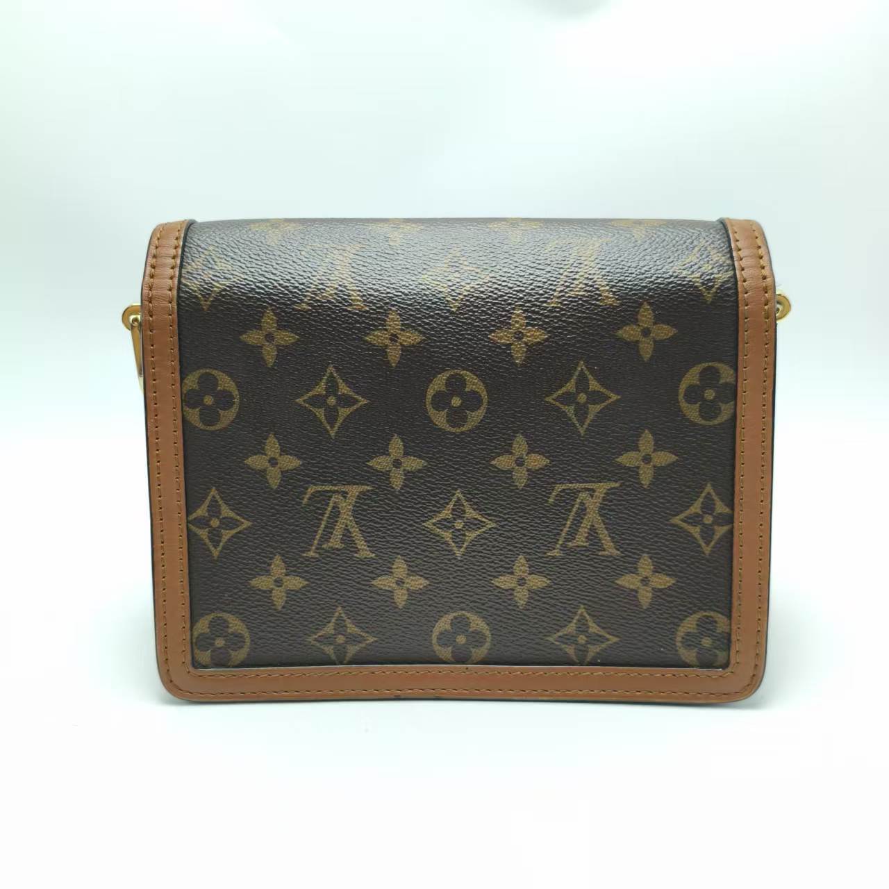 【*Shipped from: China*】LOUIS VUITTON Dauphiné PU Shoulder Bag — view 3