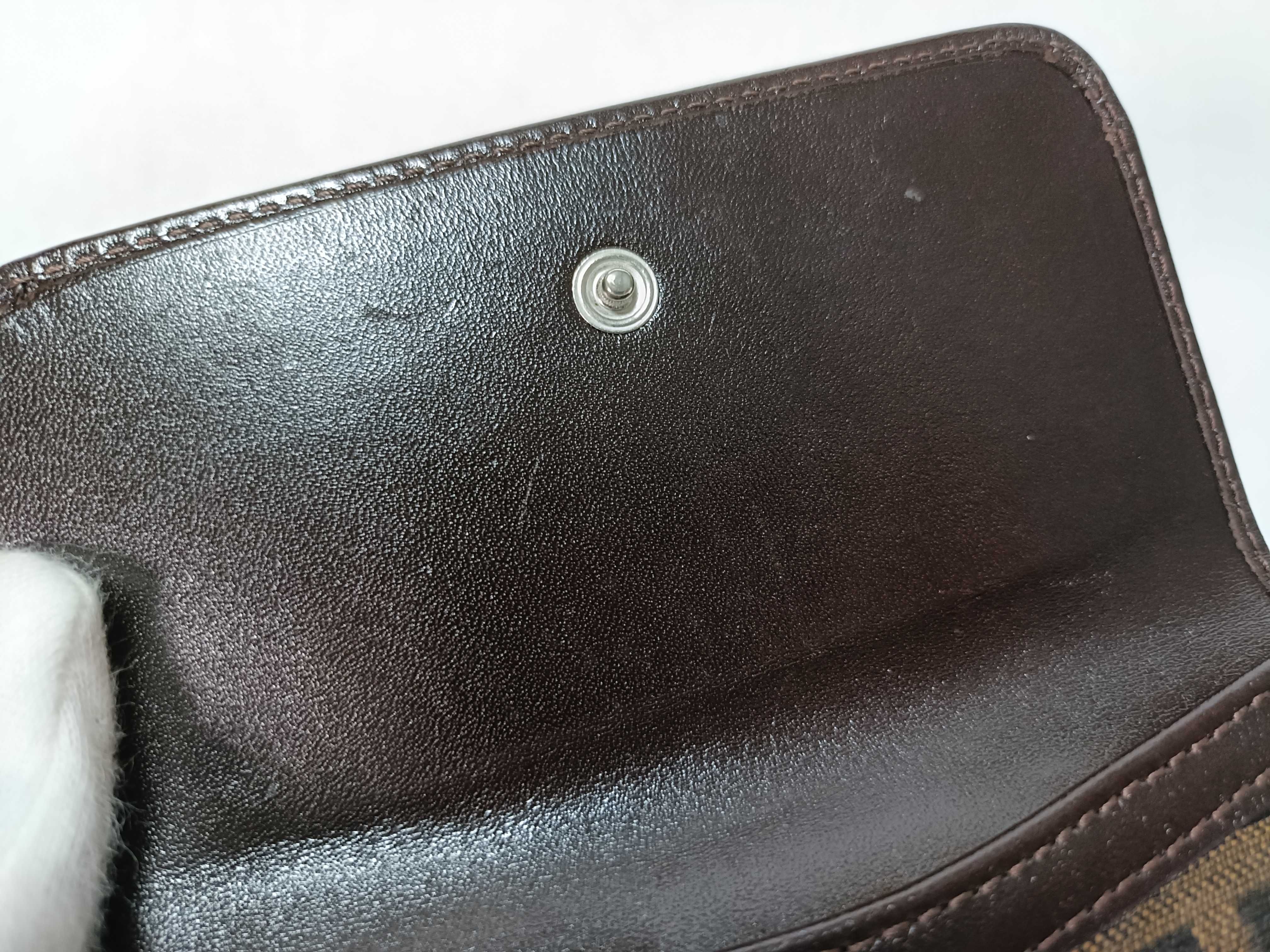 B. Wallet — view 7