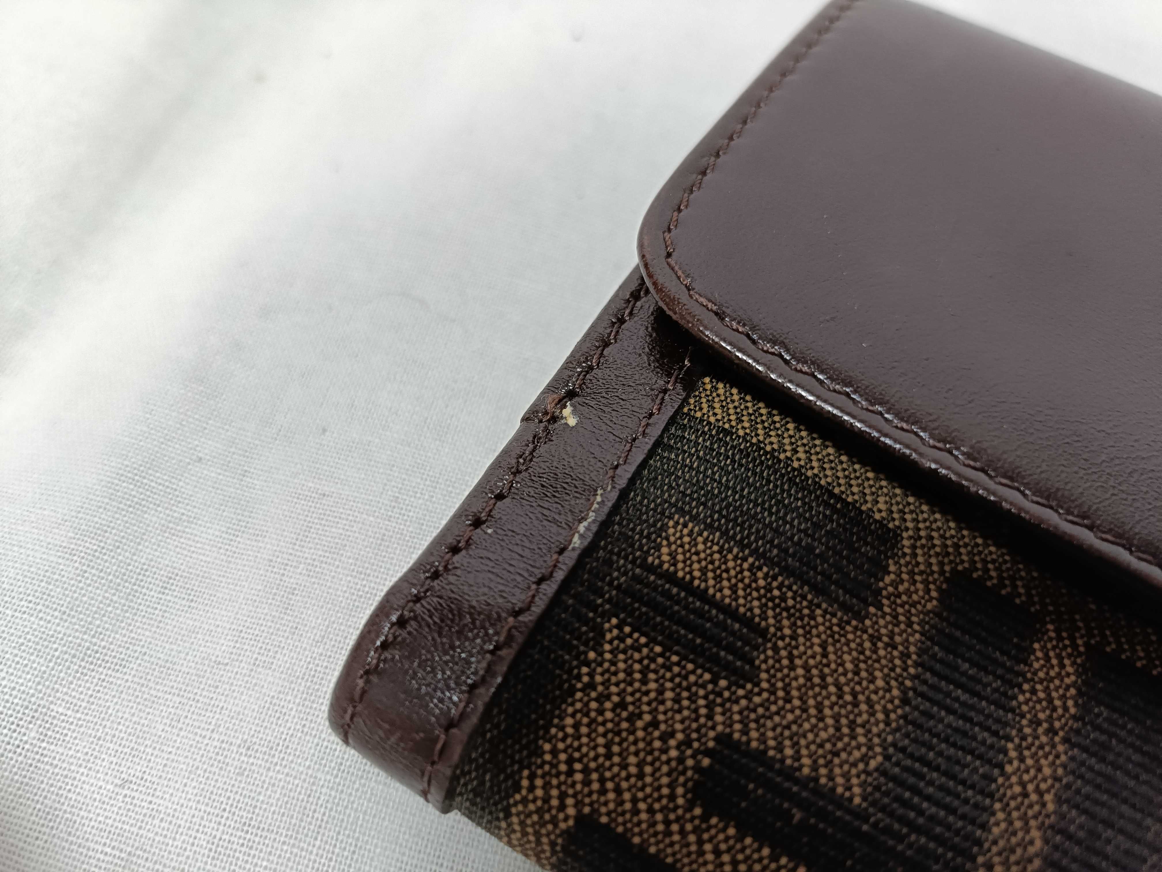 B. Wallet — view 8