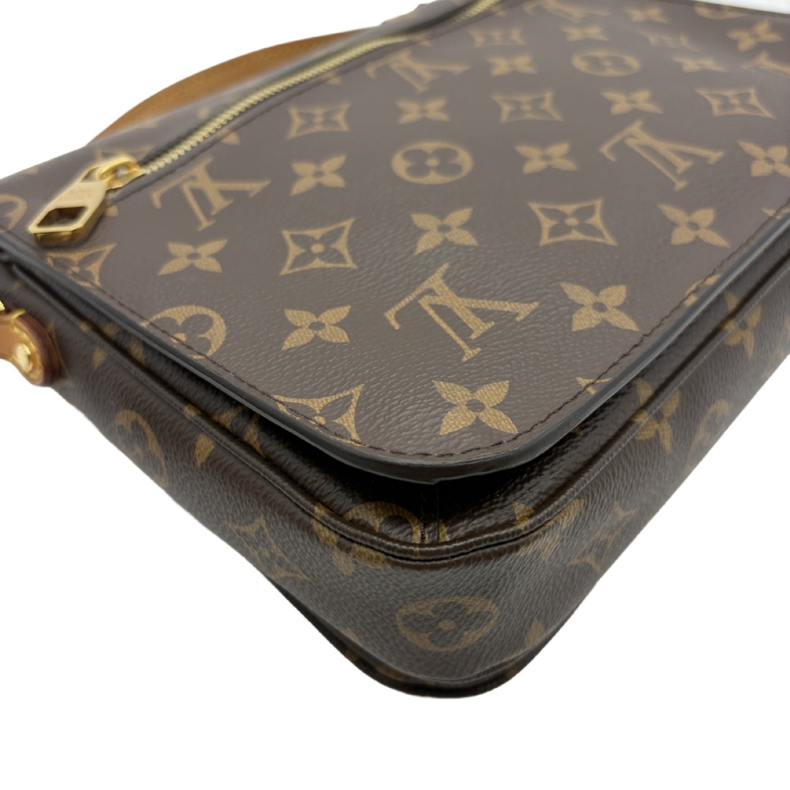 Monogram Pochette Metis 2-way Shoulder Bag — view 8