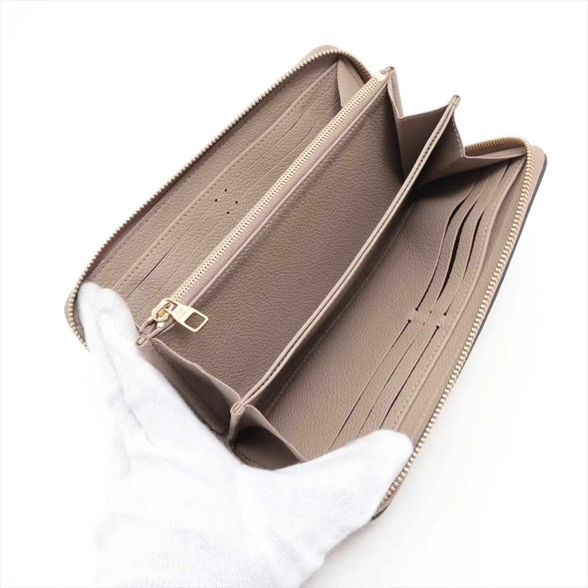 Bicolor Monogram Empreinte Zippy Wallet M69794 Tourtrell Crème Round Zip Wallet (RFID detected) — view 3