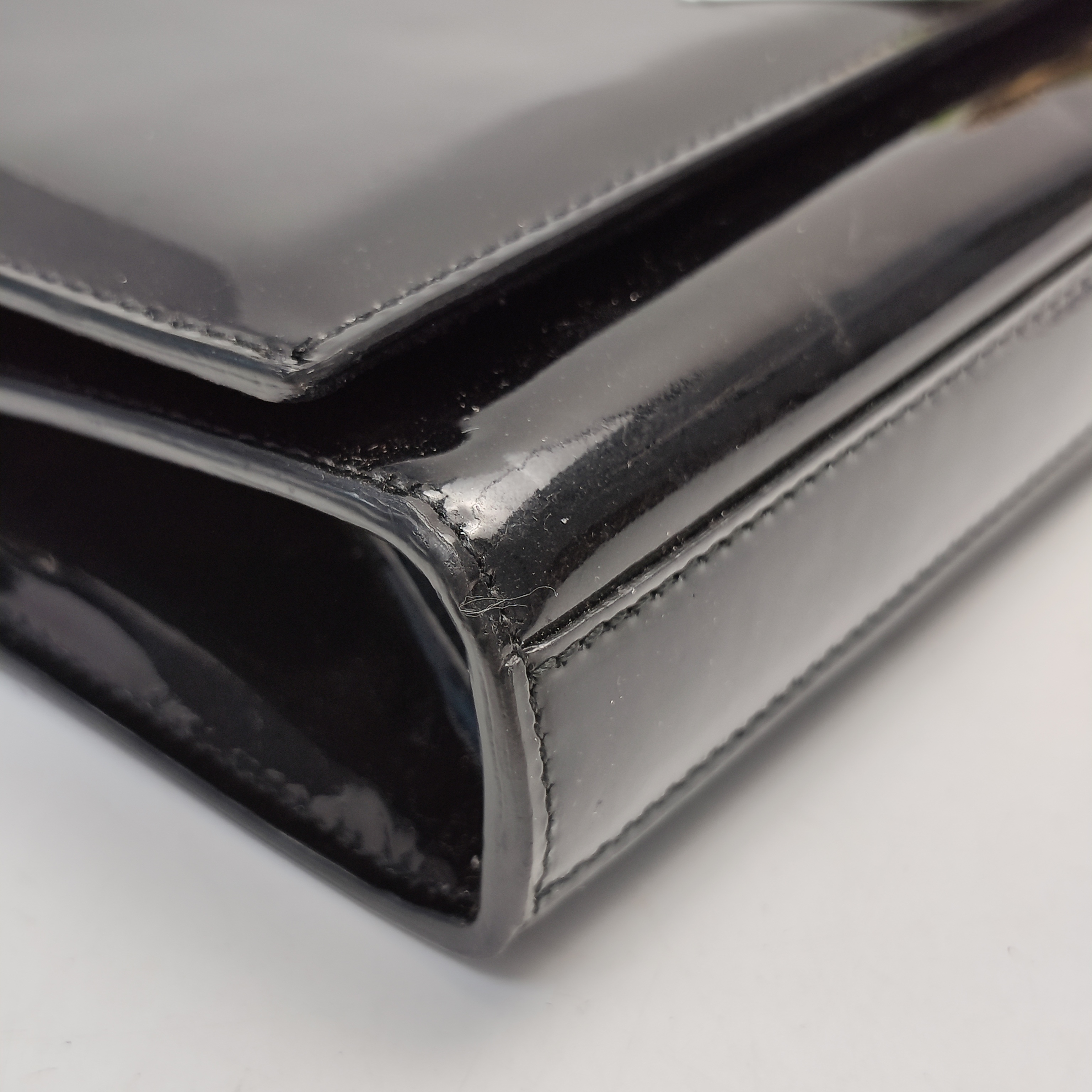 【*Shipped from: China*】Yves Saint Laurent Kate Patent Leather Clutch Bag Second Bag — view 3