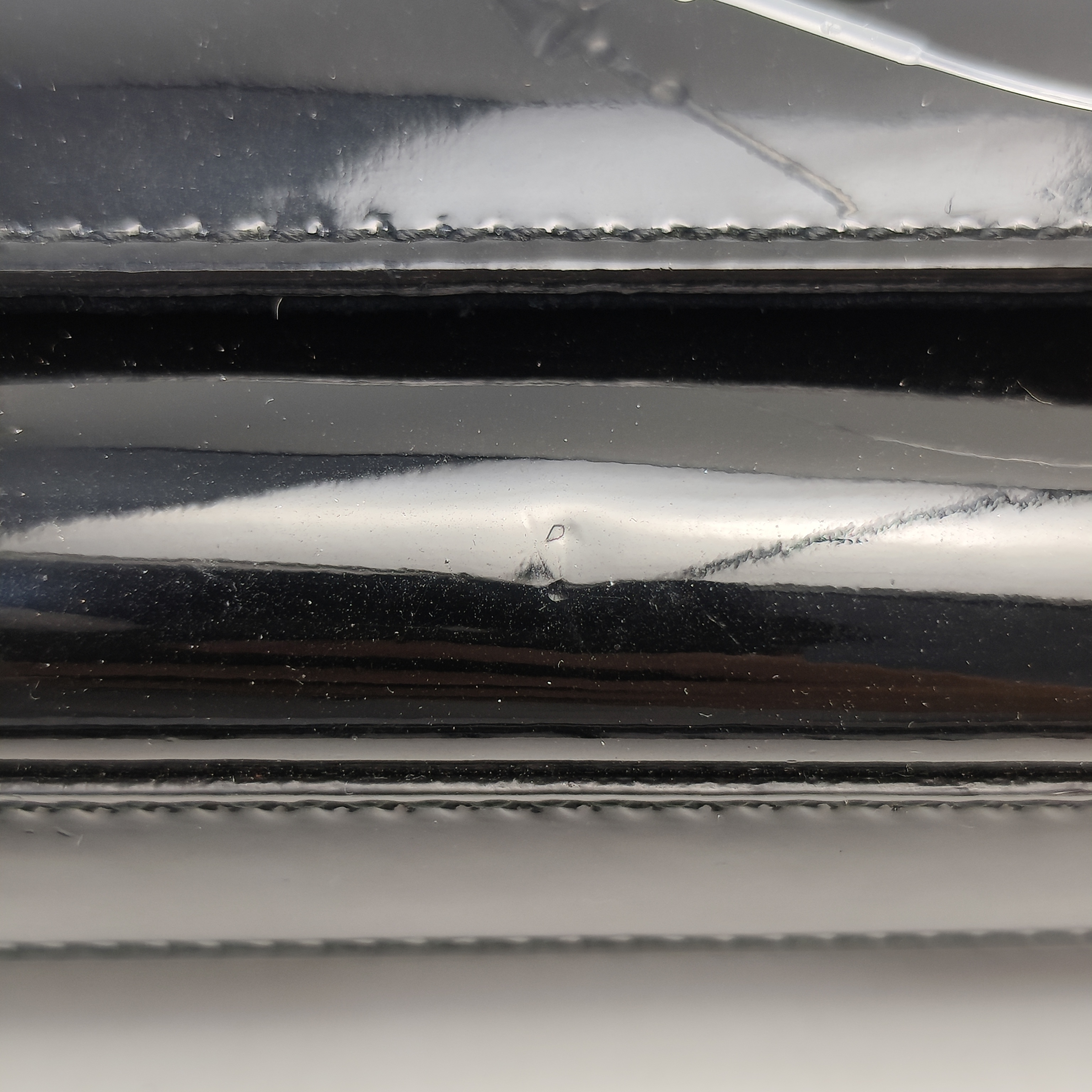 【*Shipped from: China*】Yves Saint Laurent Kate Patent Leather Clutch Bag Second Bag — view 10