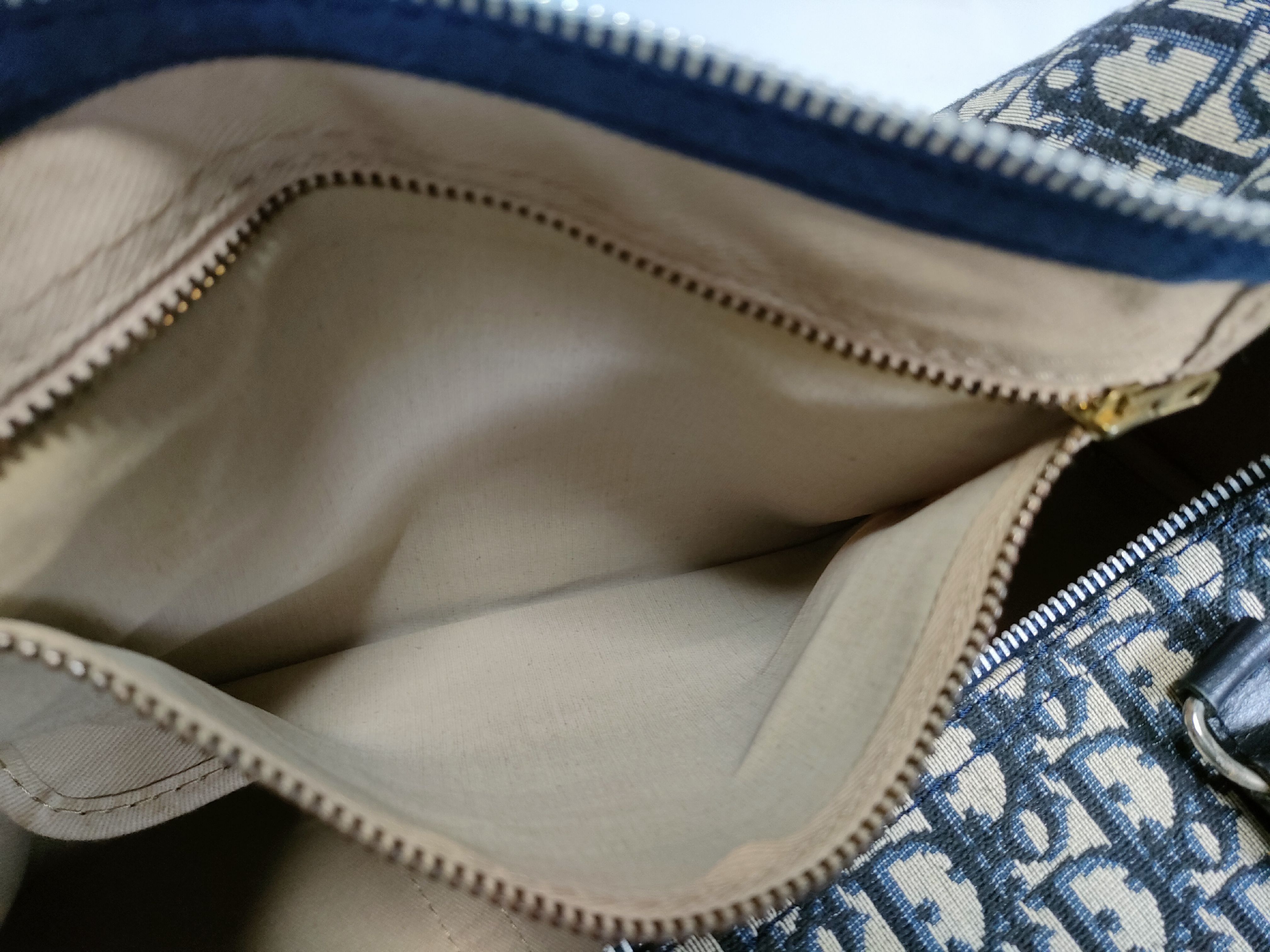 Trotter Boston Bag — view 14