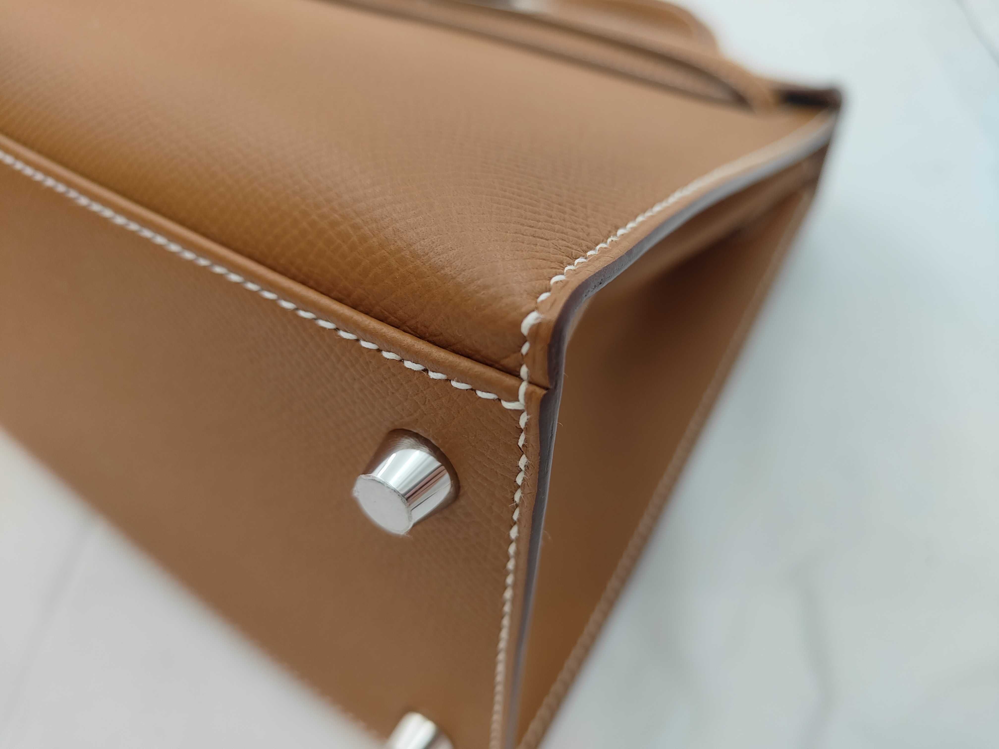 Kelly 28 Gold Hardware Epsom Leather Handbag with Gold Stamp — view 6