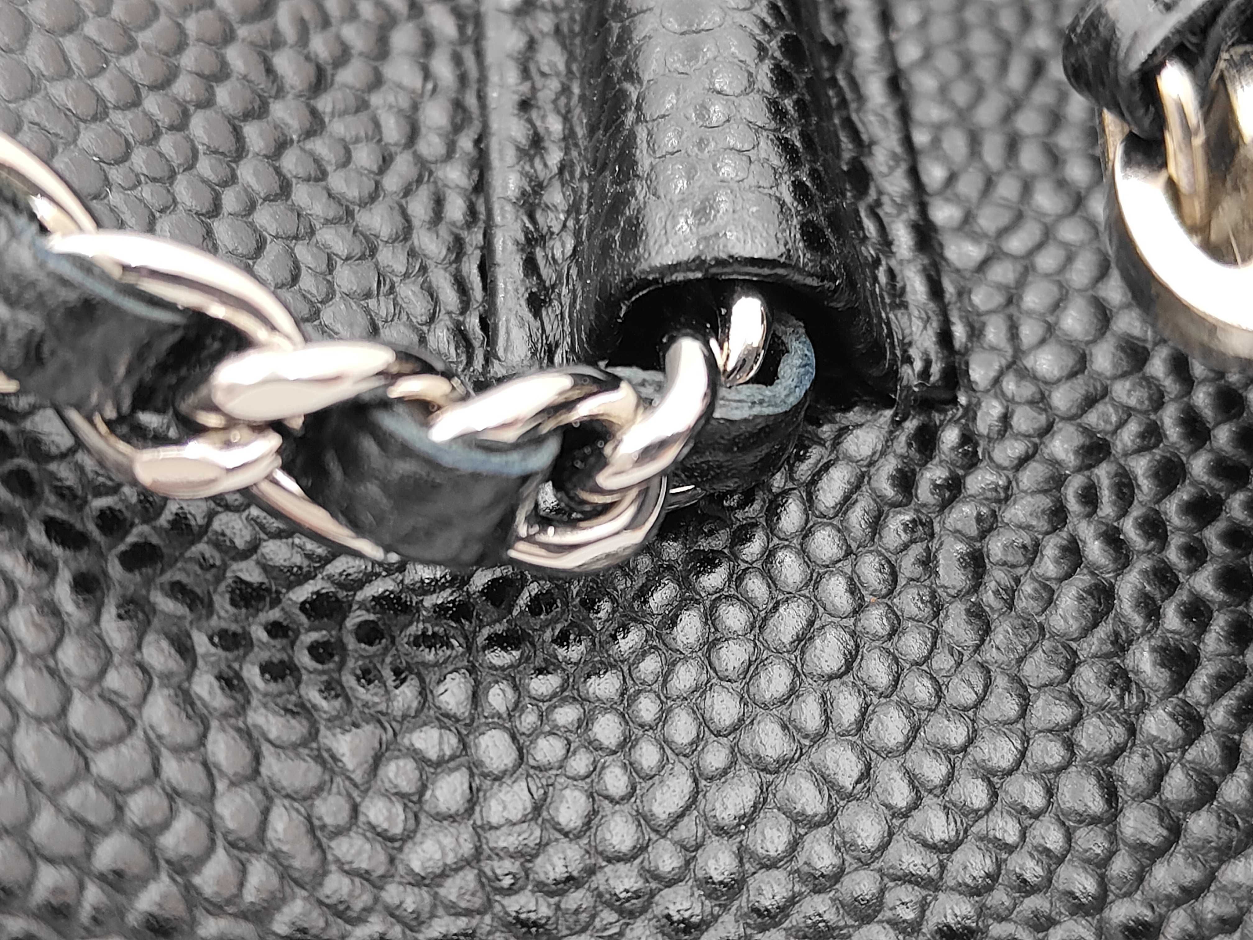 Caviar Skin Chain Wallet Chain Shoulder Bag Black (Serial Number 19) — view 7