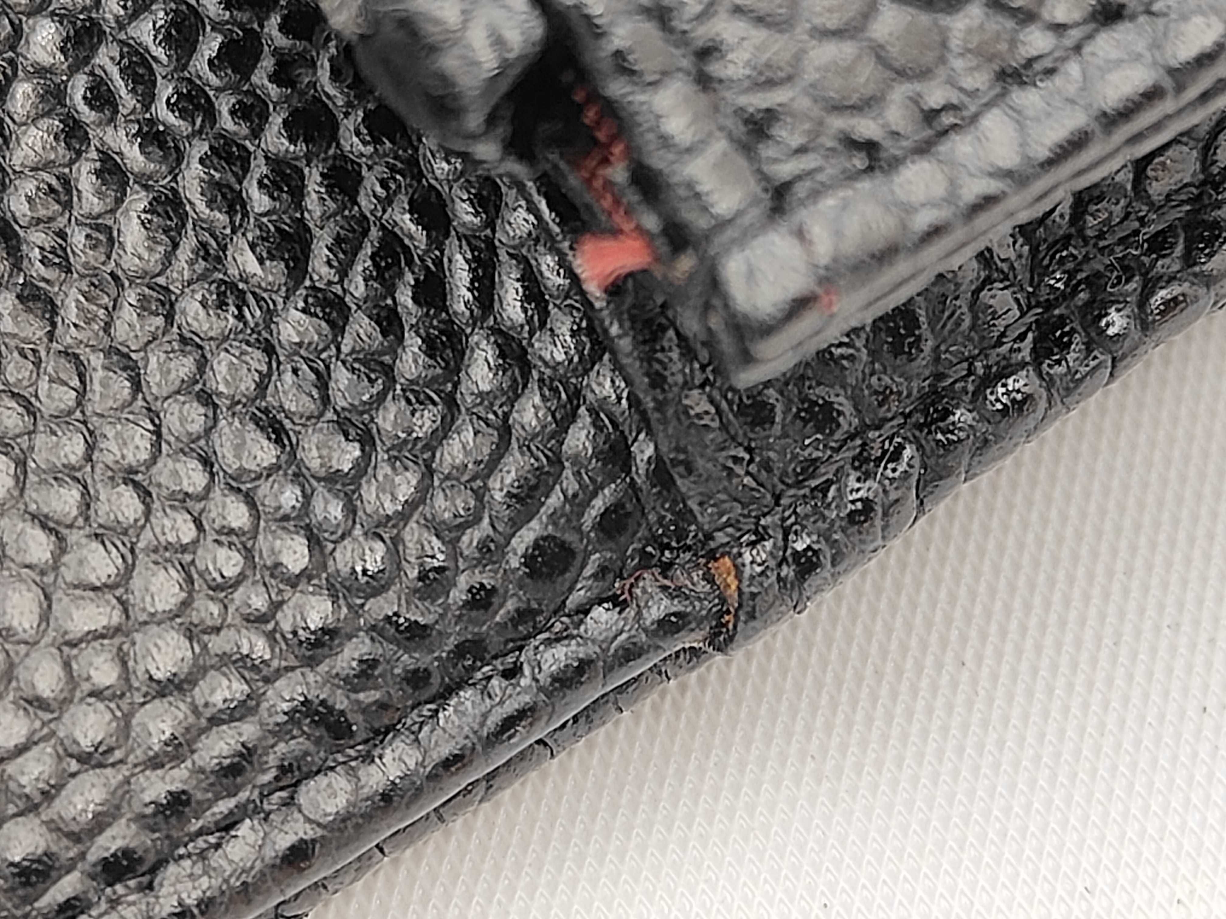 Caviar Skin Chain Wallet Chain Shoulder Bag Black (Serial Number 19) — view 8