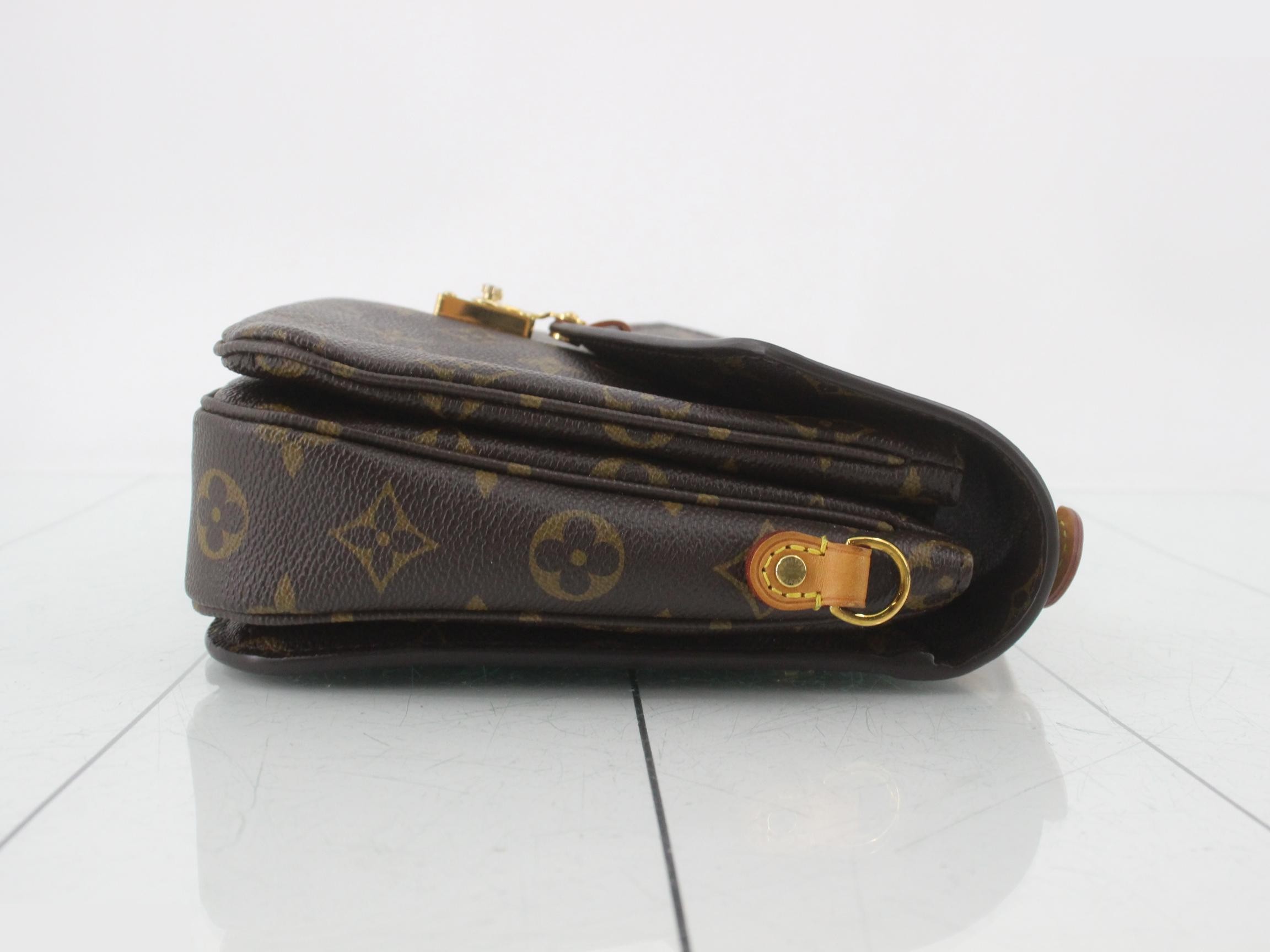 Monogram Pochette Metis MM 2-Way Handbag — view 3