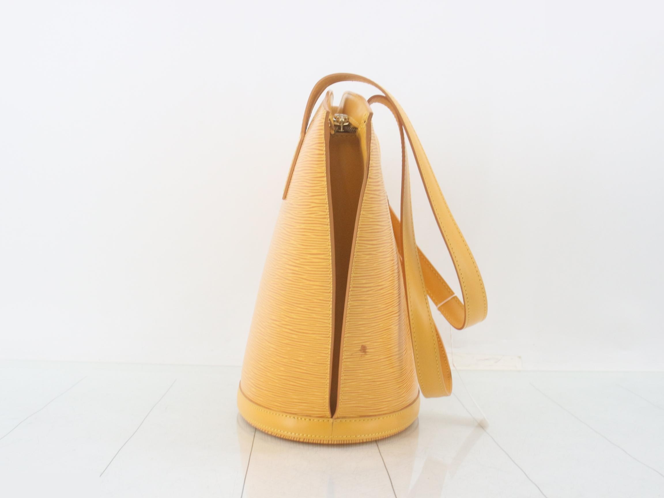 Epi Saint-Jacques Shopping Tassili Yellow Tote Bag — view 4