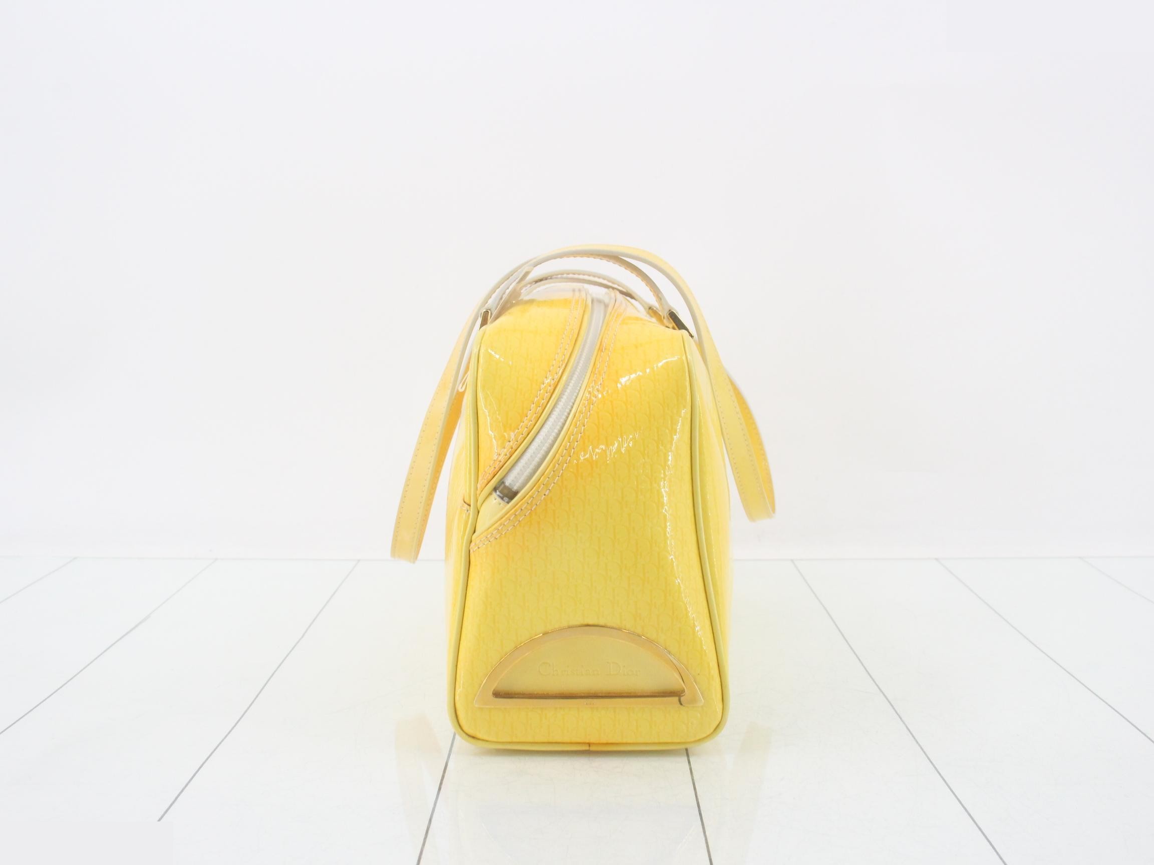 handbag — view 3