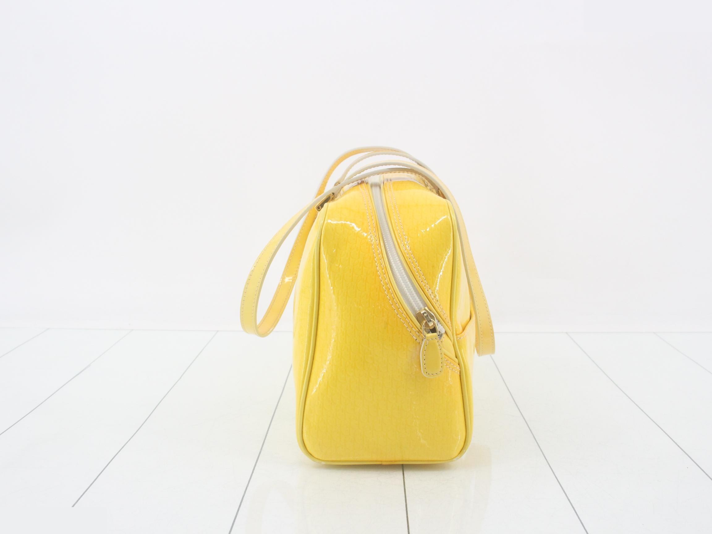 handbag — view 4