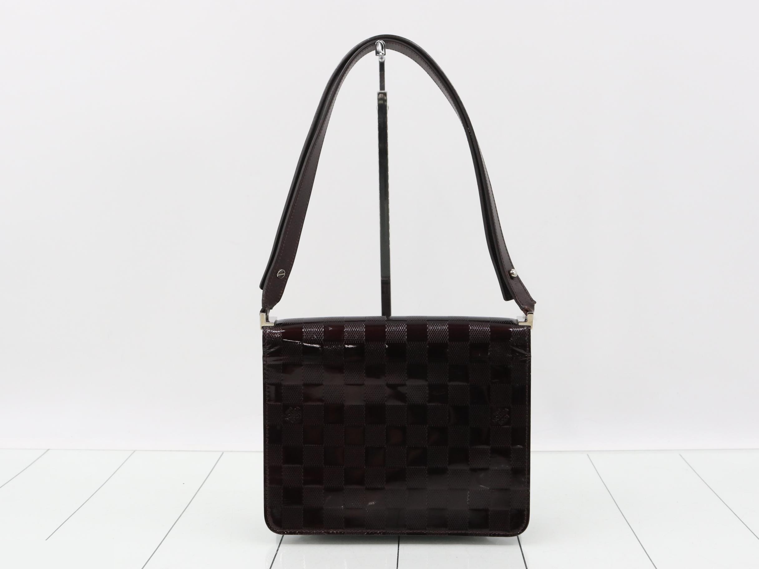 Damier Vernis Cabaret Carmine Shoulder Bag — view 2