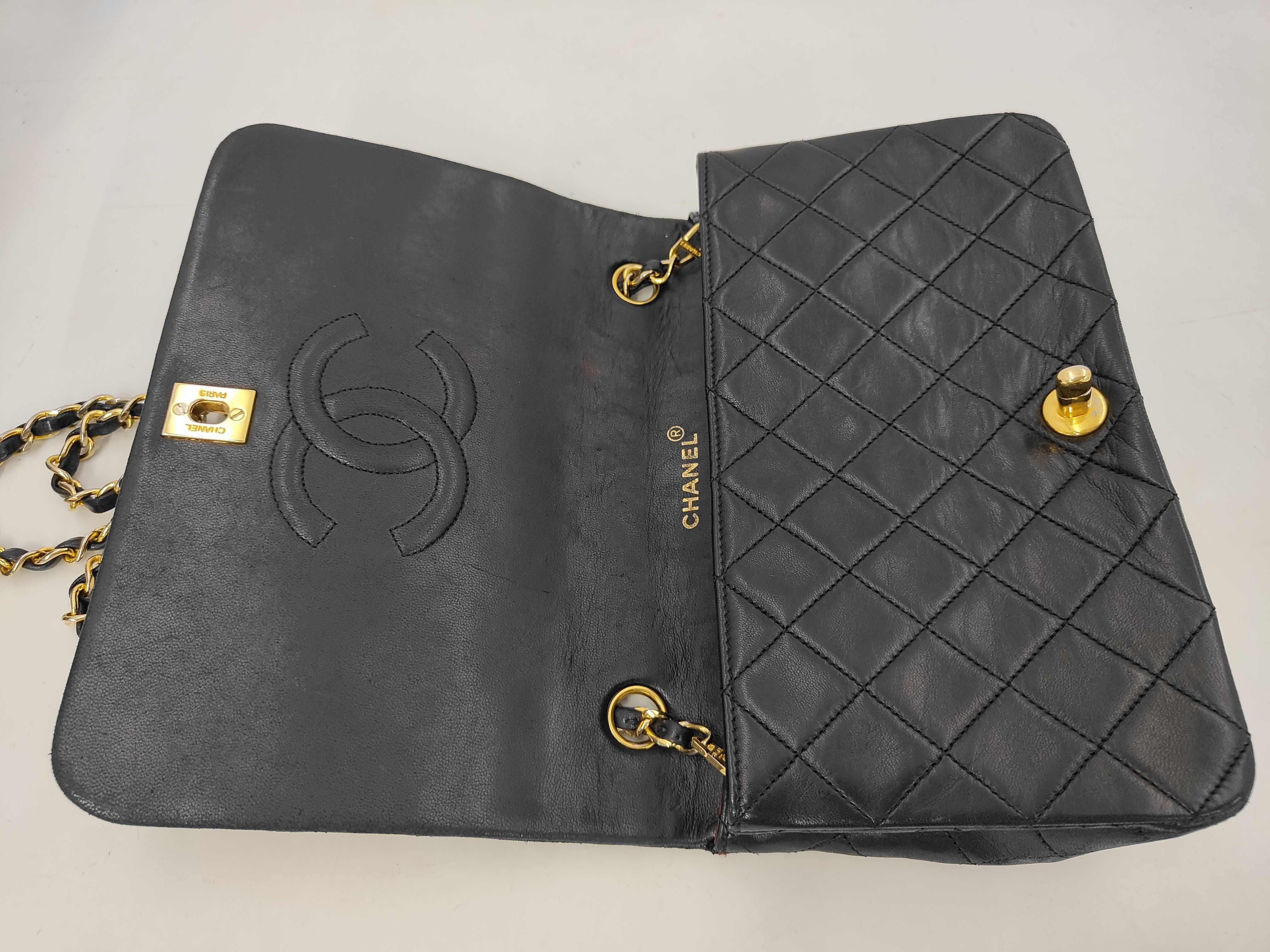 Matelassé Lambskin Single Flap Turnlock Shoulder Bag (Serial Number 1) - Zipper Damaged — view 8