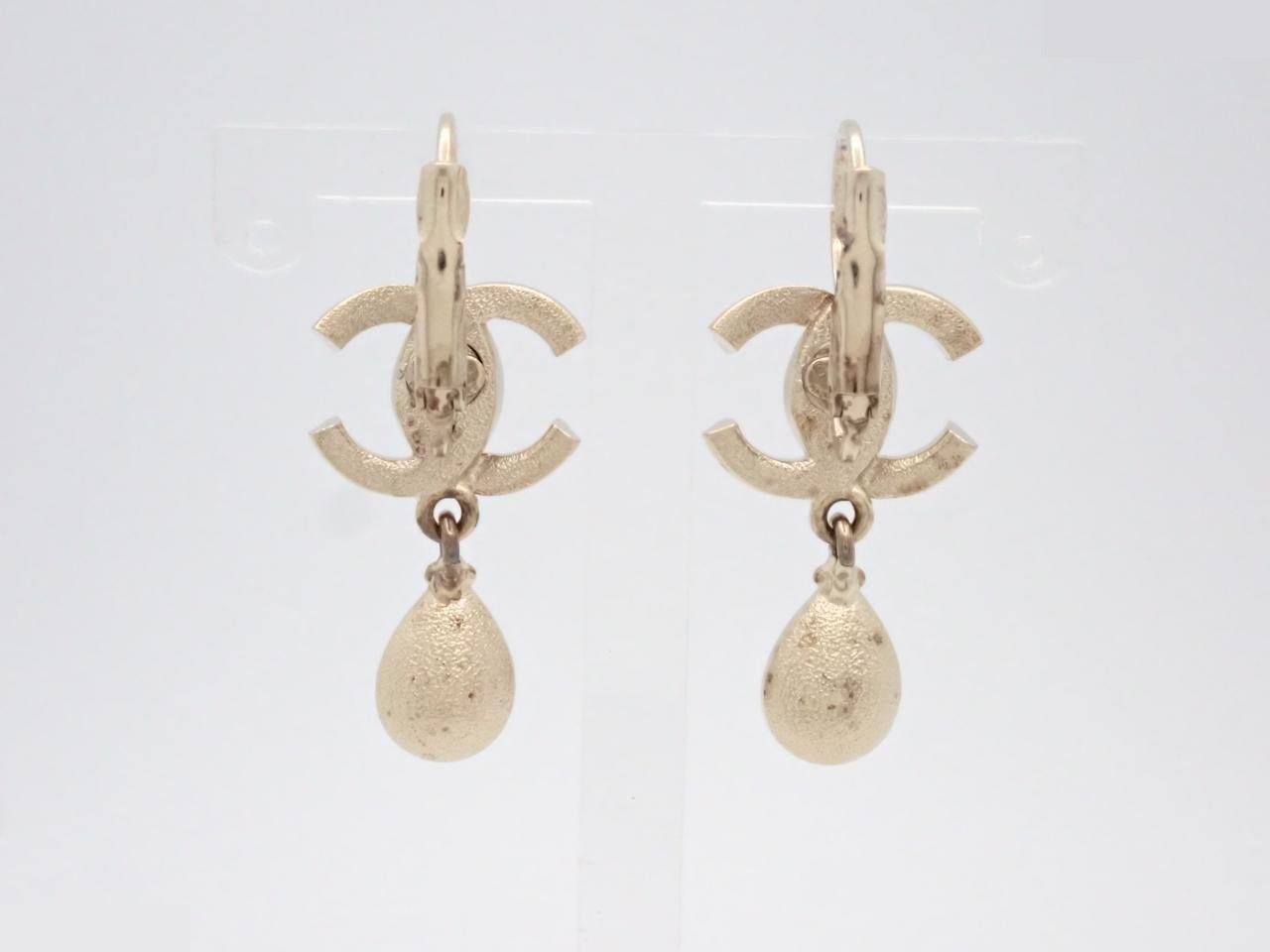 Earrings — view 2