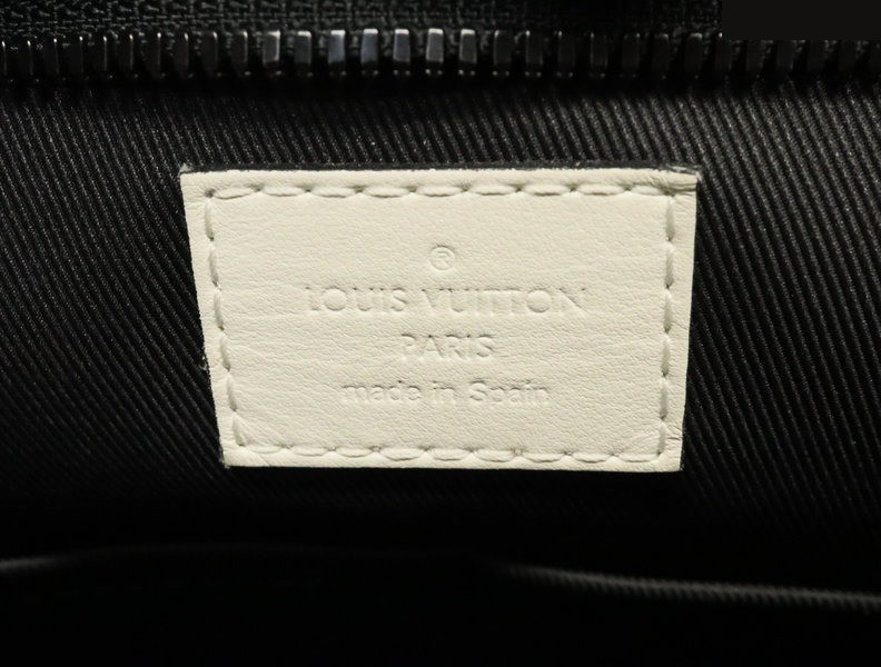 Taurillon Christopher Tote — view 11
