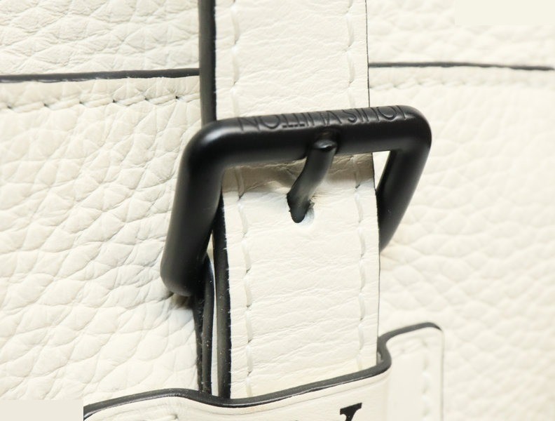 Taurillon Christopher Tote — view 6