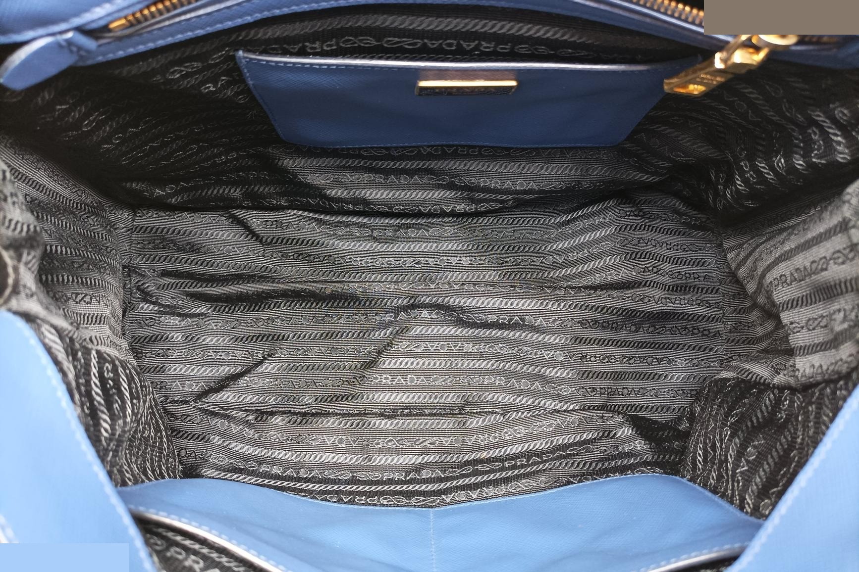 Galleria Saffiano Leather Blue x Black — view 6