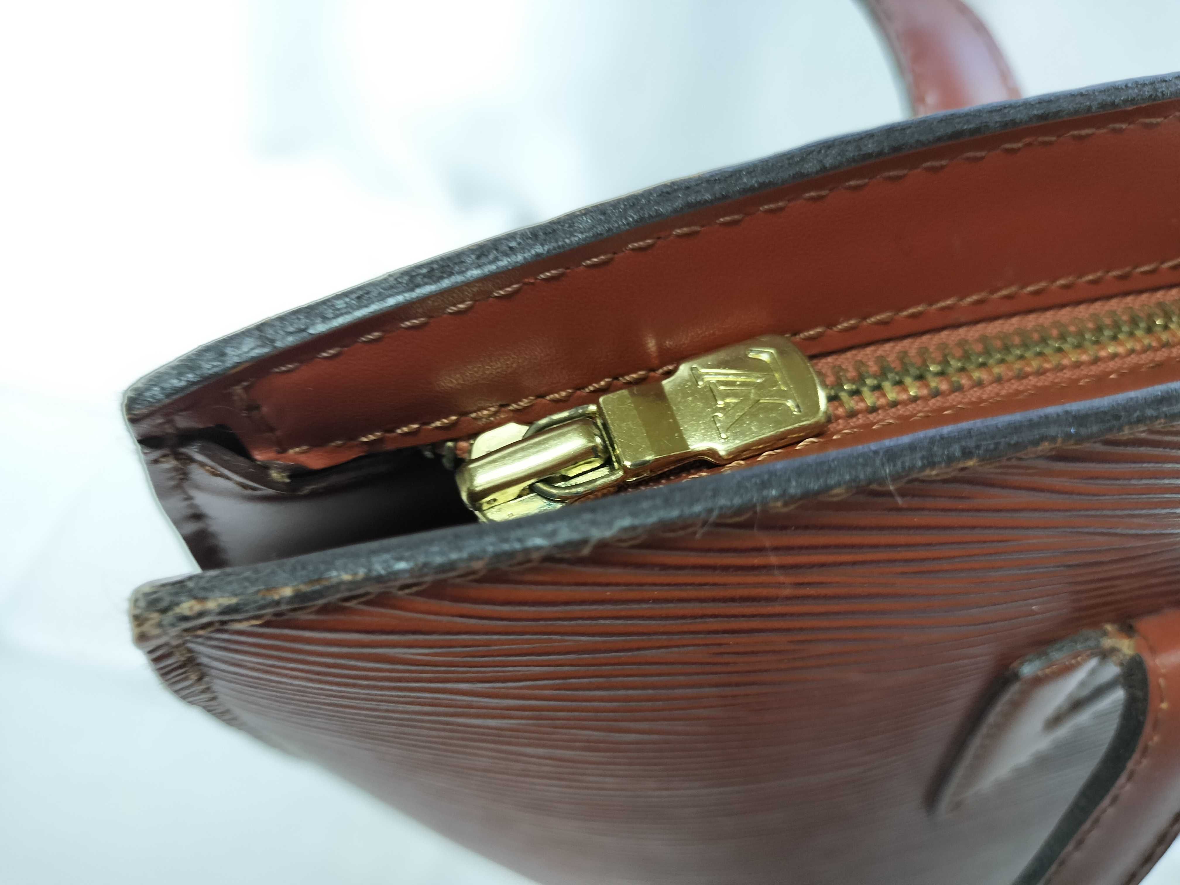 Epi Saint Jacques Shopping Tote Bag — view 14