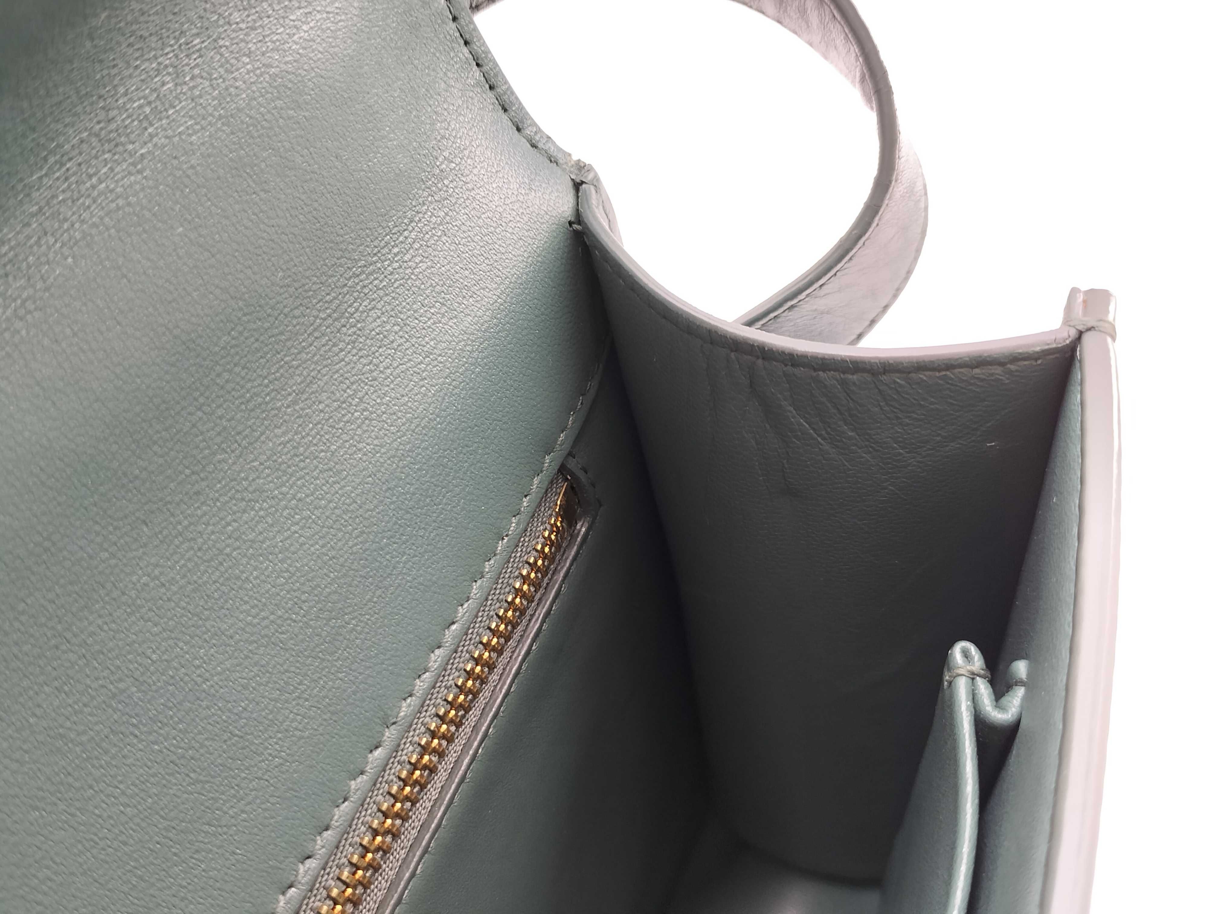 30 Montaigne Leather Handbag, Green — view 11