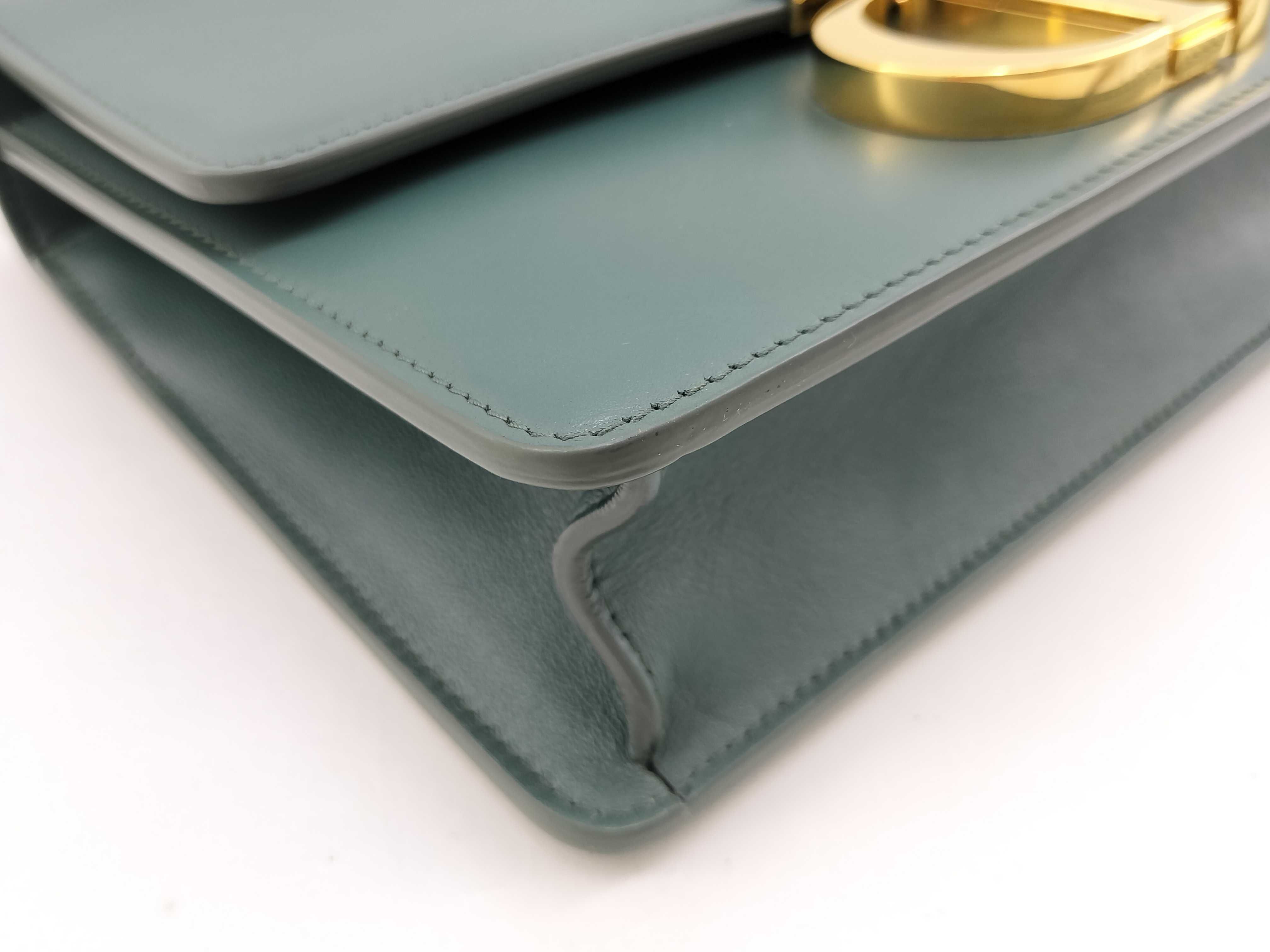 30 Montaigne Leather Handbag, Green — view 6
