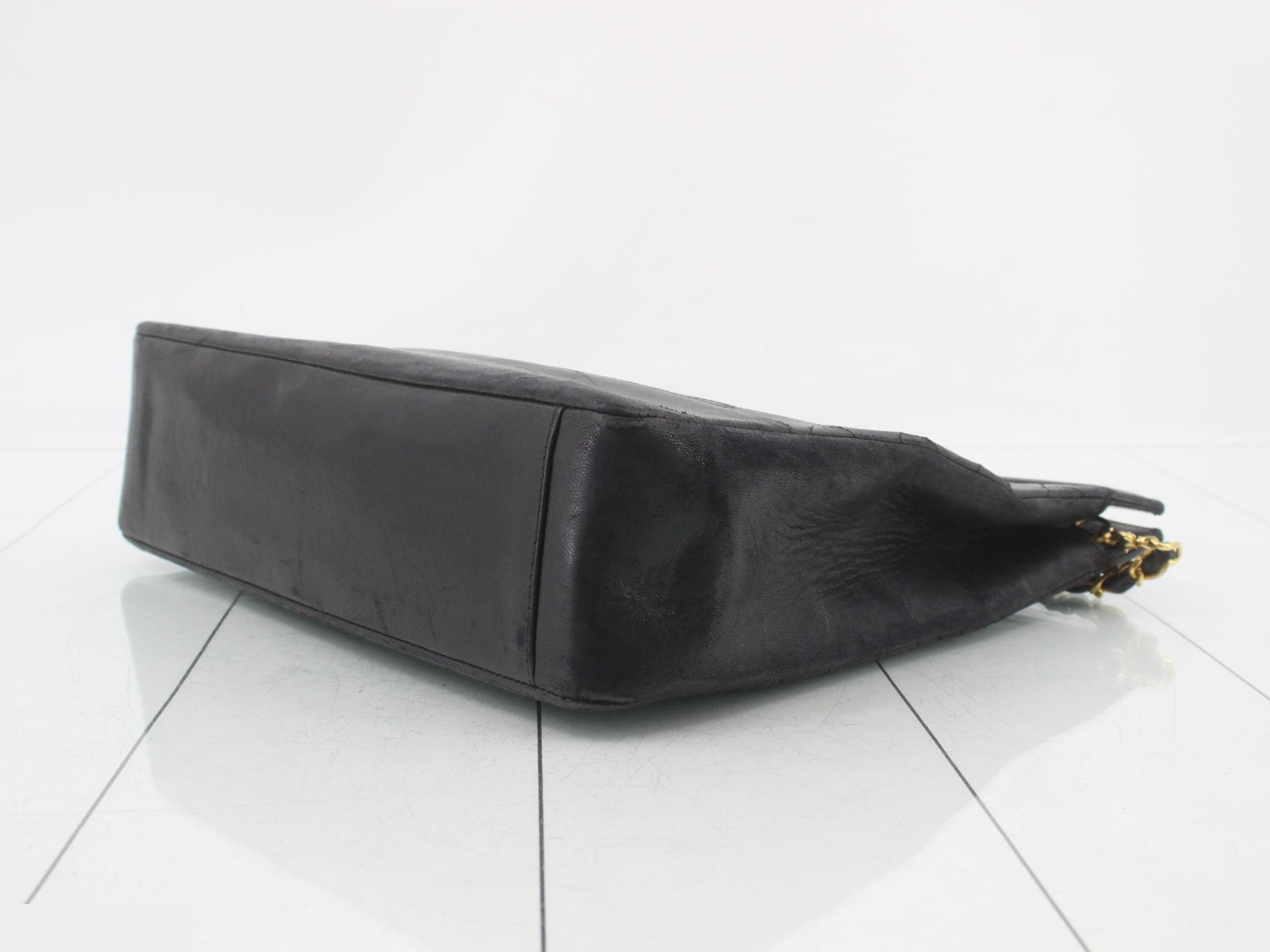 Turnlock Matelassé Lambskin 2-Way Chain Shoulder Bag 1048370 — view 6