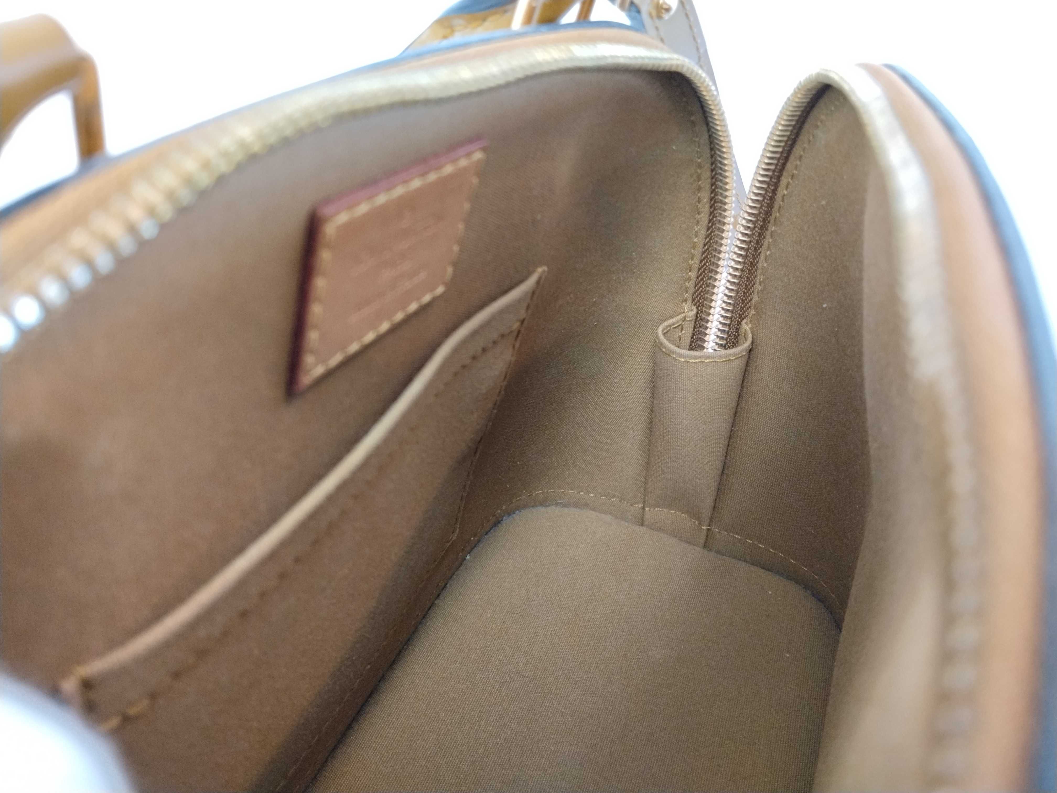 Vernis Alma BB M91771 2-Way Handbag — view 11