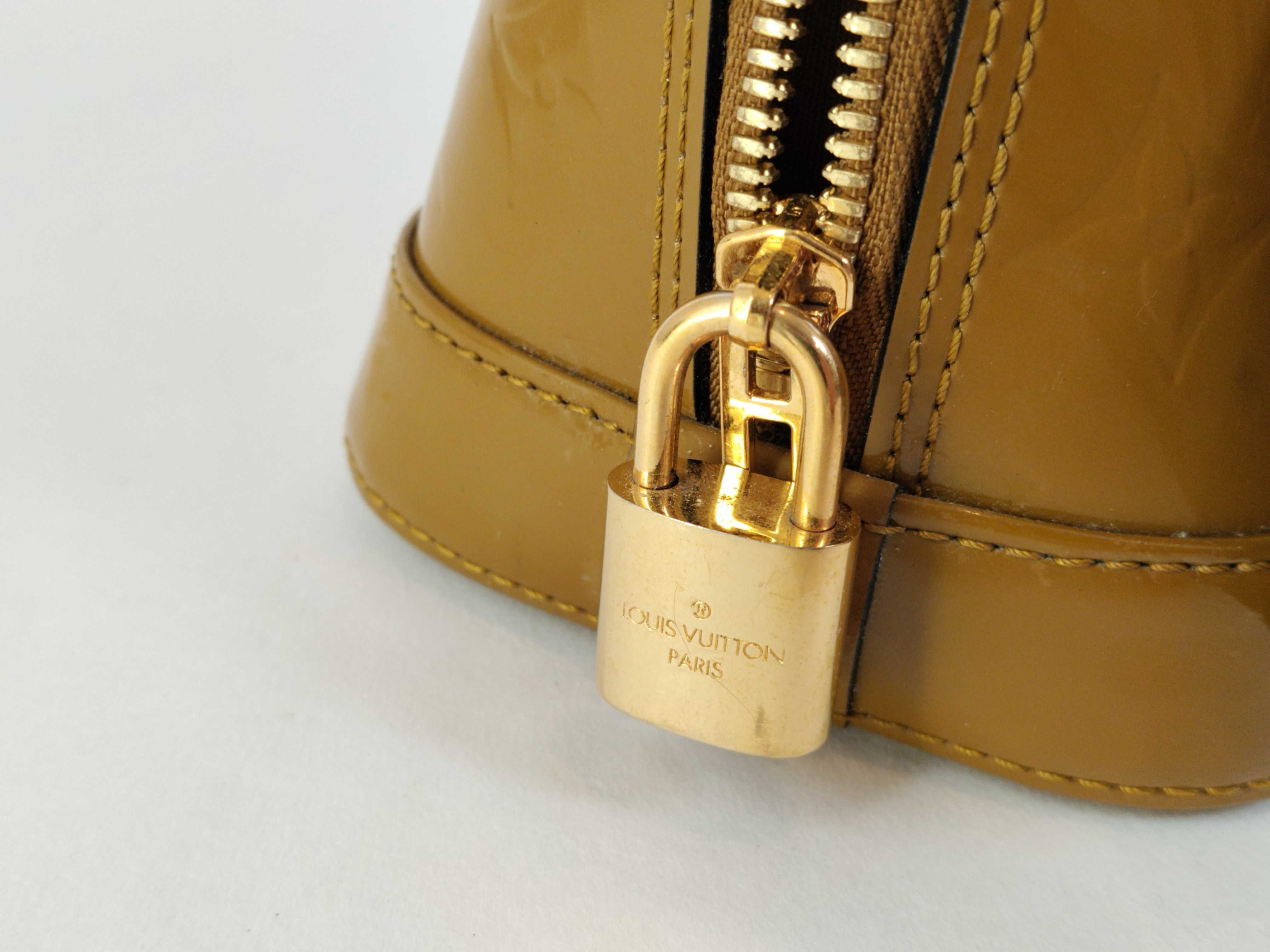 Vernis Alma BB M91771 2-Way Handbag — view 13
