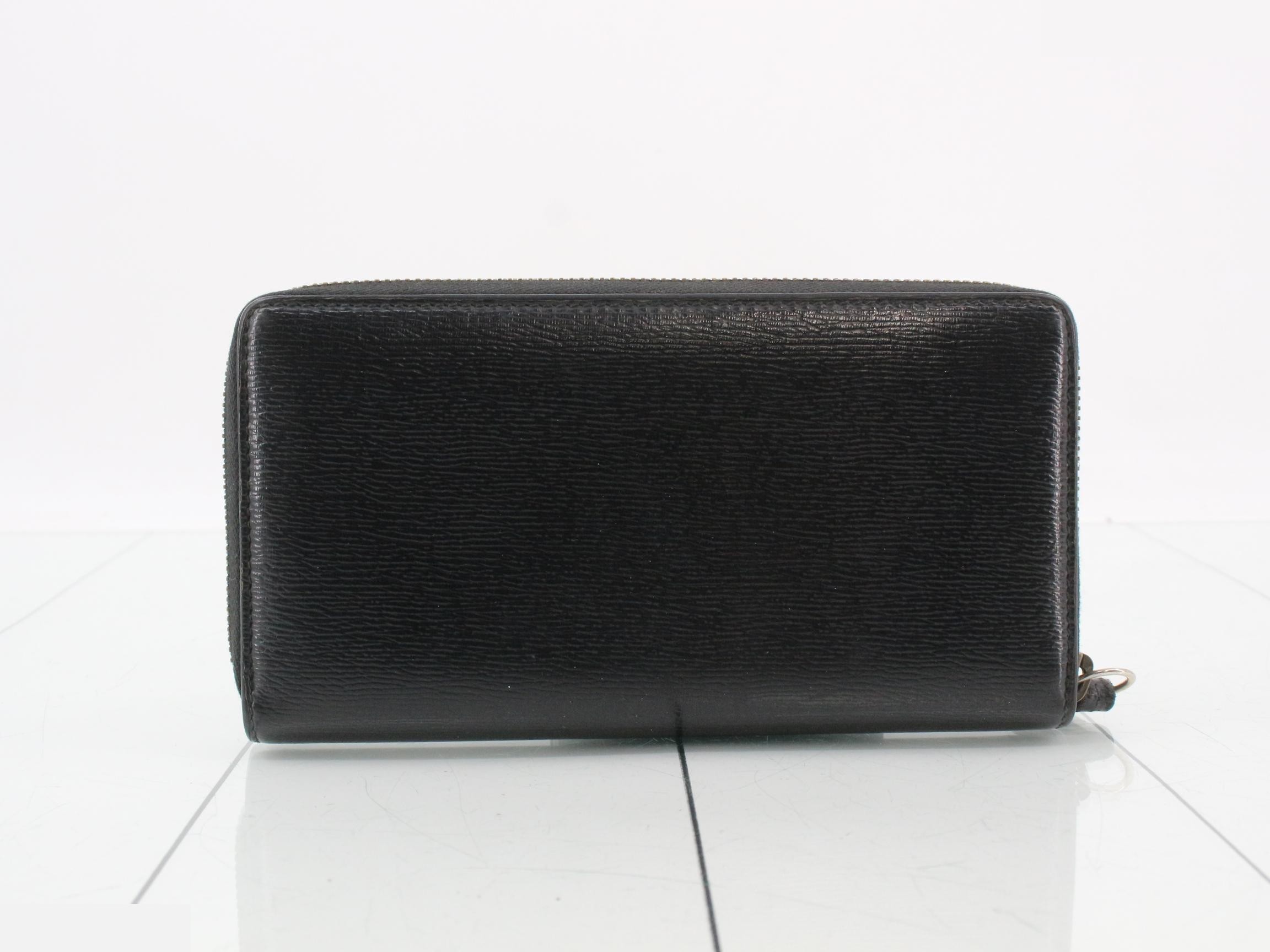 Leather long wallet, round zipper, snake pattern — view 2