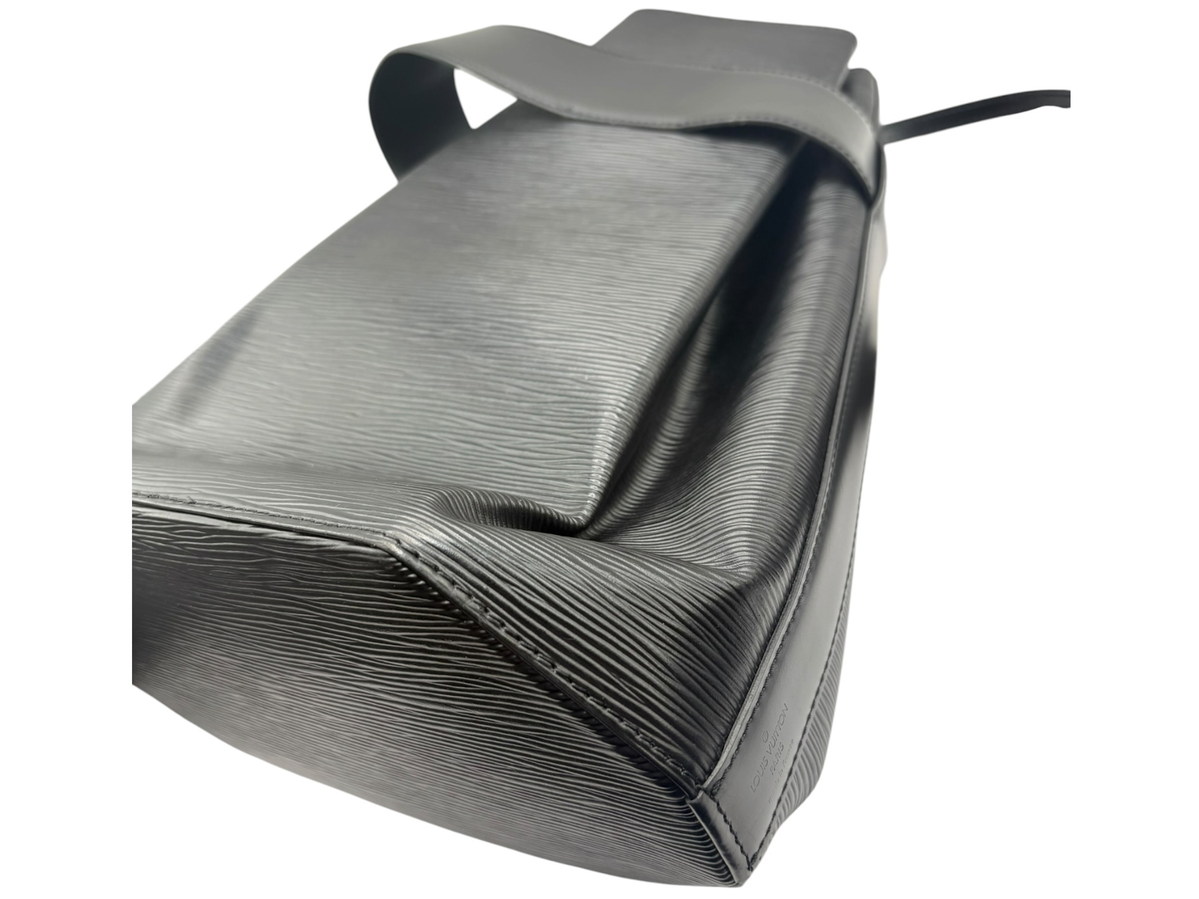 Epi Sac Depaule M80157 Shoulder Bag — view 5
