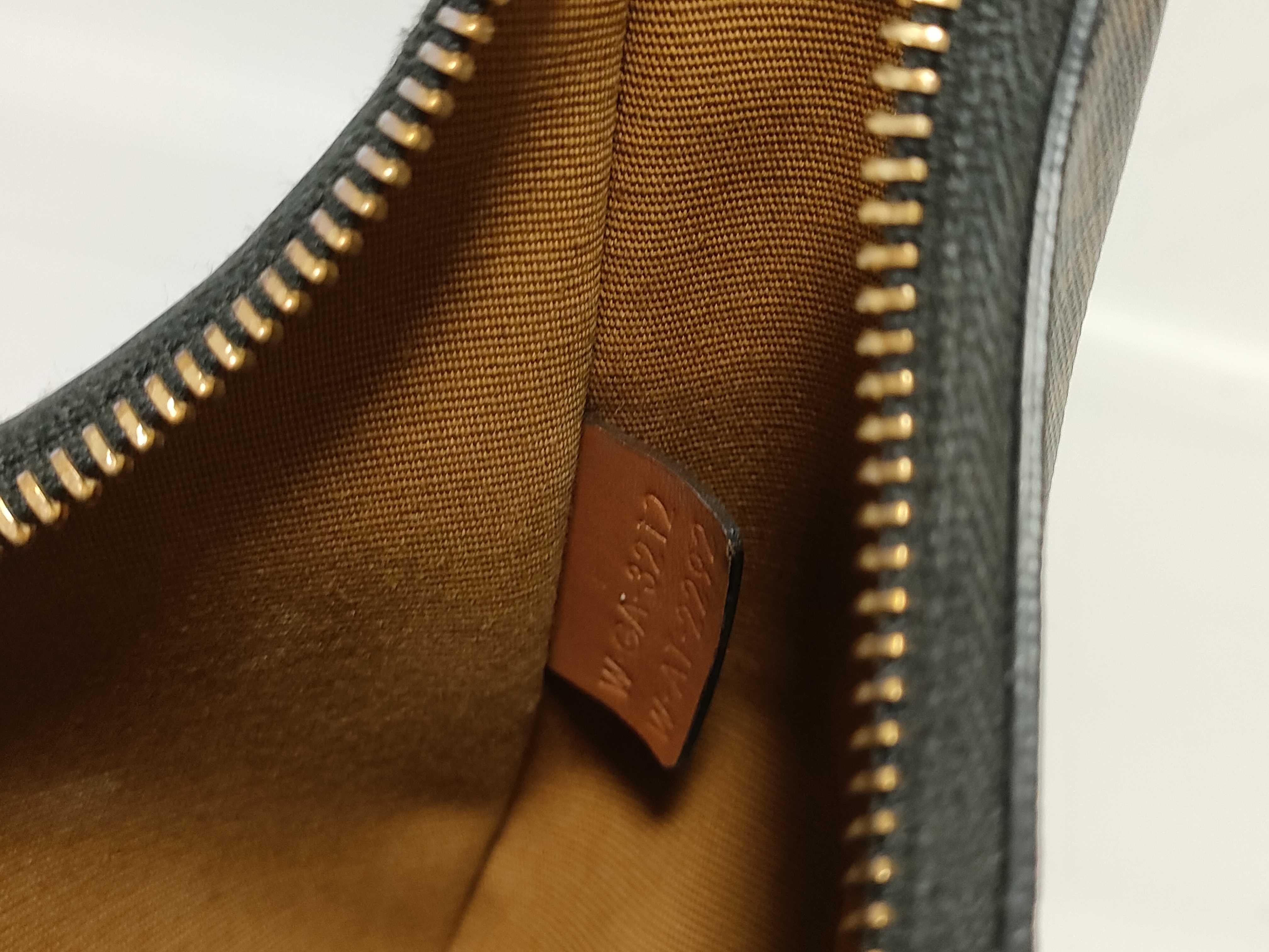 Triomphe Shoulder Bag — view 9