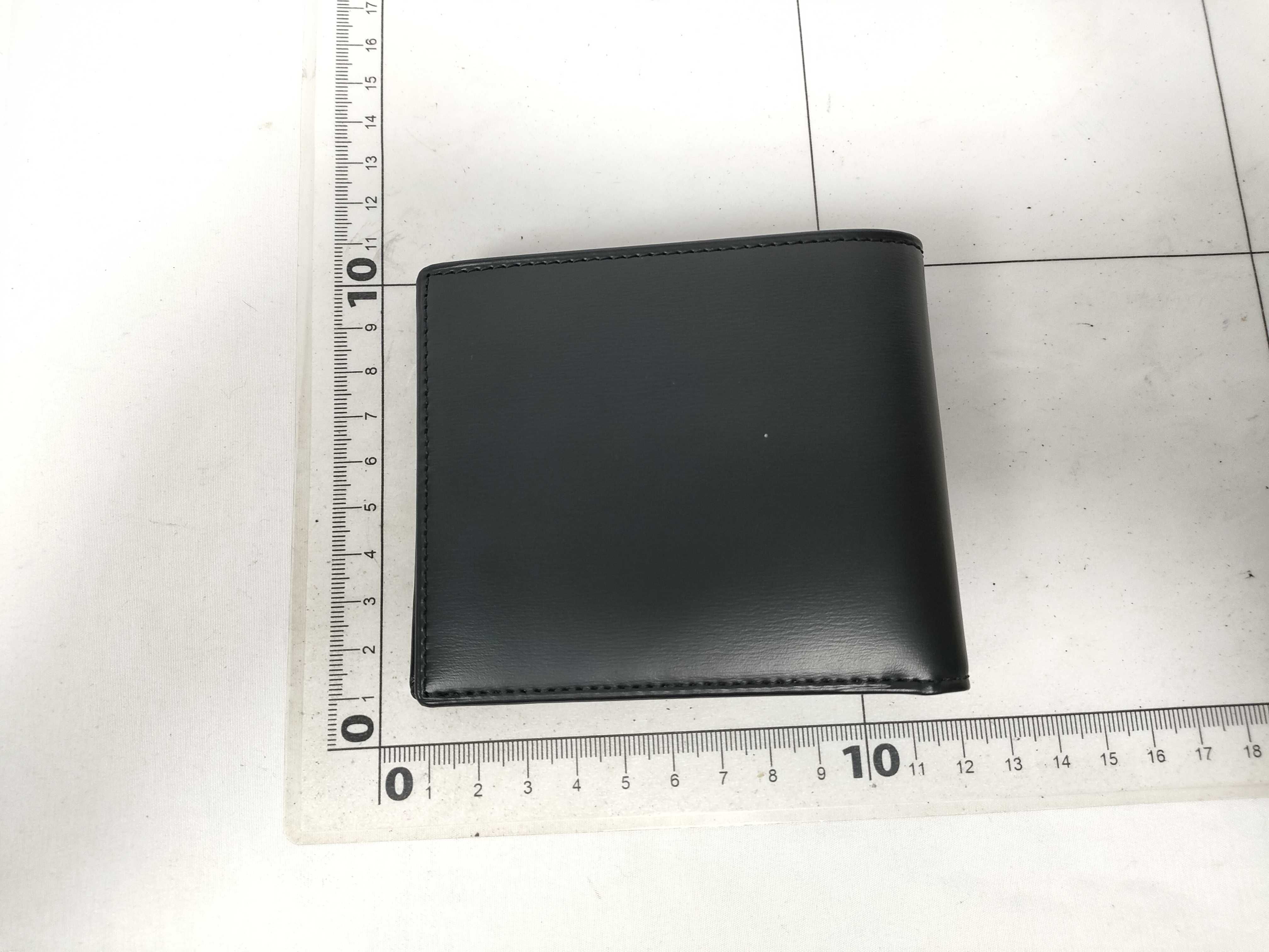 bi-fold wallet, black, with box and warranty. — view 2