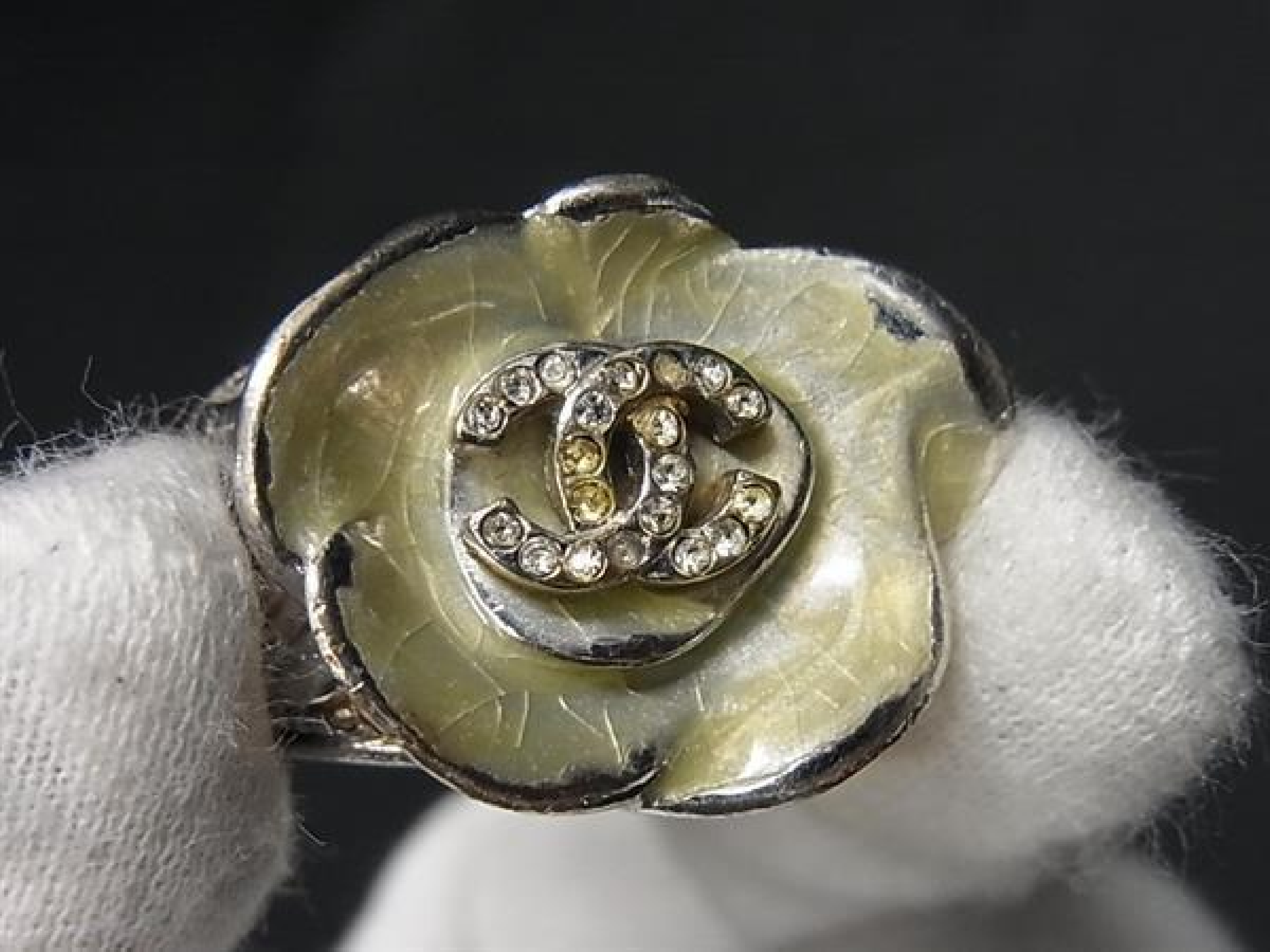 Coco Mark Camellia 04P Rhinestone Flower Ring, Approx. Size 13, Silver Tone, FZ5992 Ring — view 5