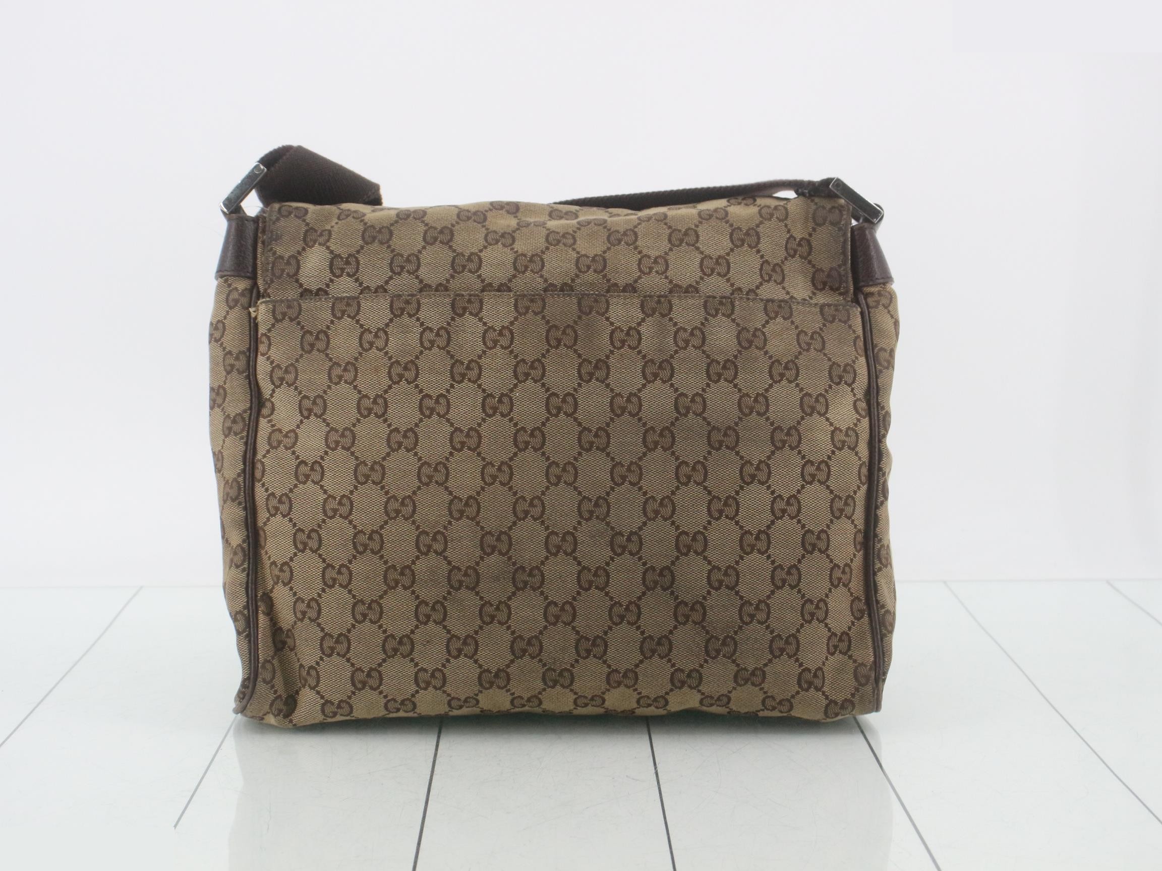 GG Canvas Shoulder Bag — view 2