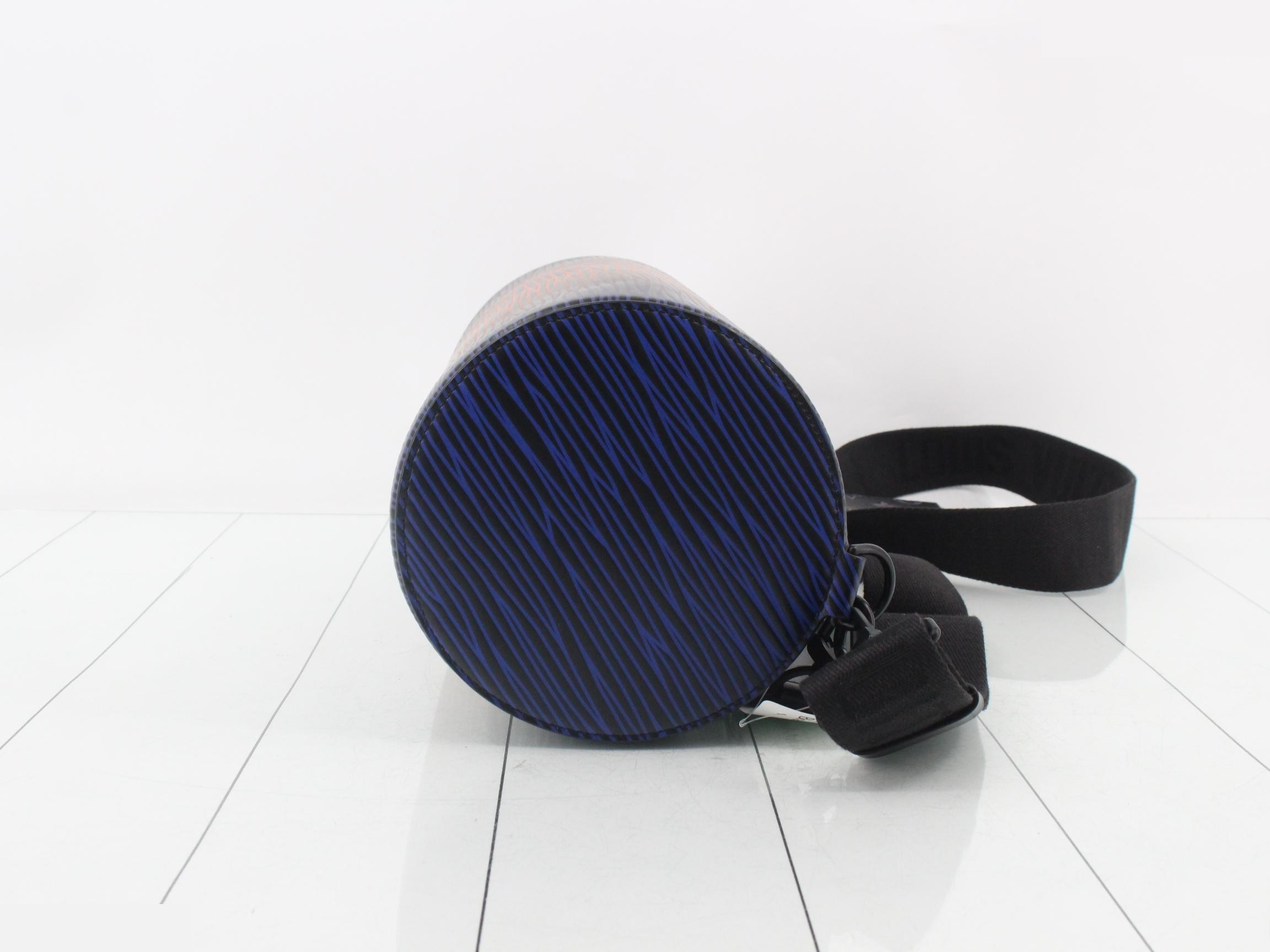Soft Polochon Epi XL IC Chip Shoulder Bag — view 3