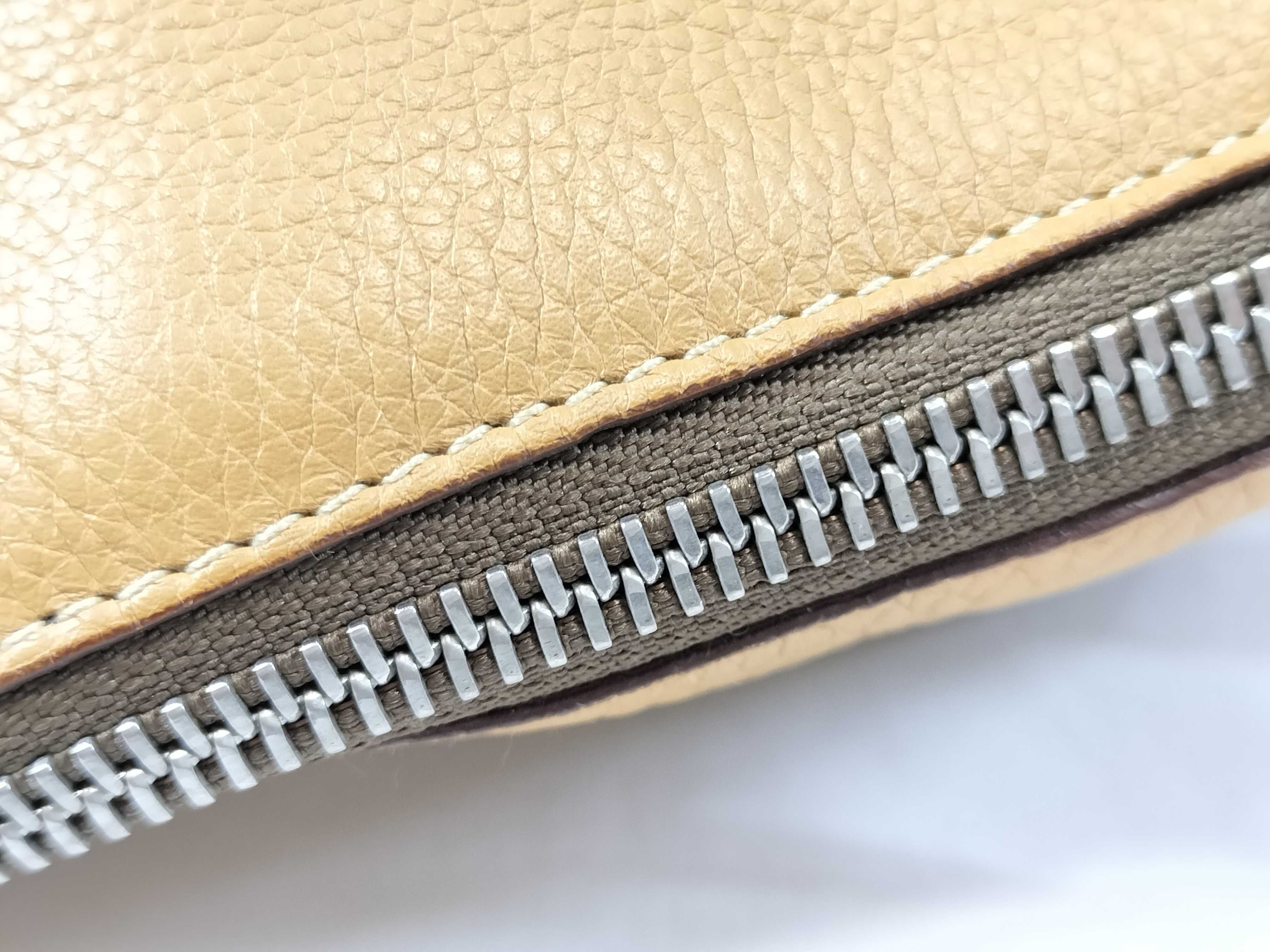 handbag — view 6