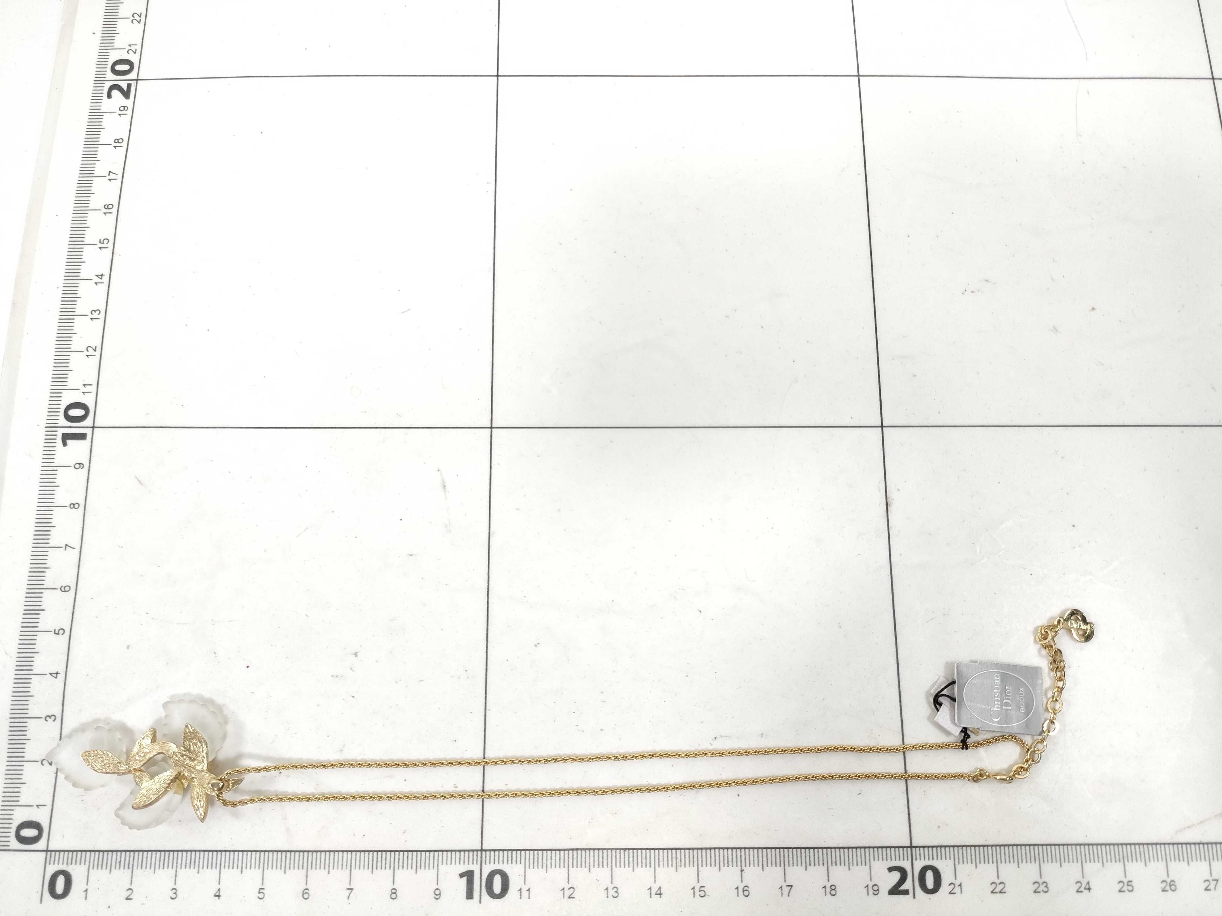 necklace — view 9