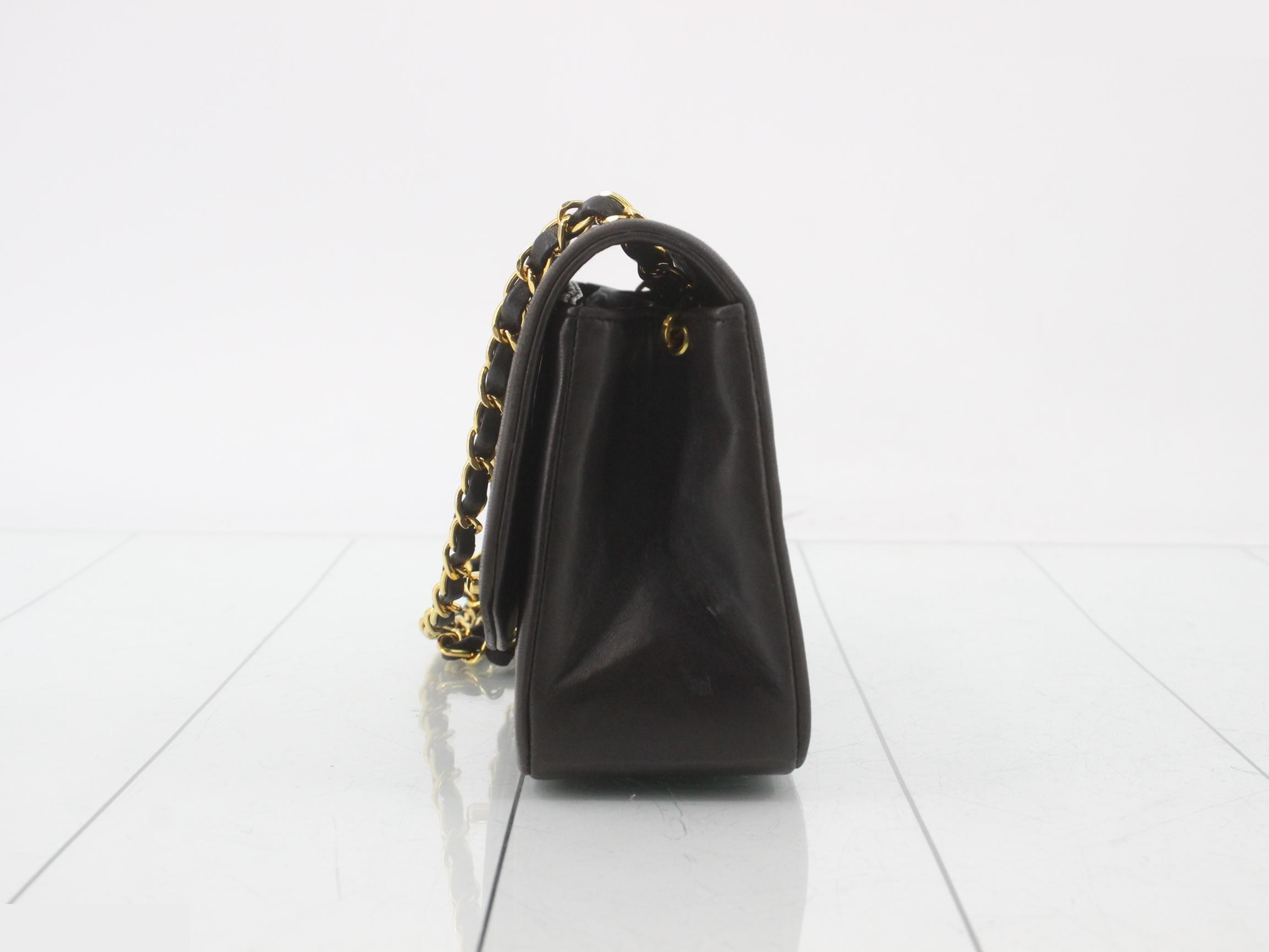 Matelassé Diana Chain Shoulder Bag, Unit 2 — view 3