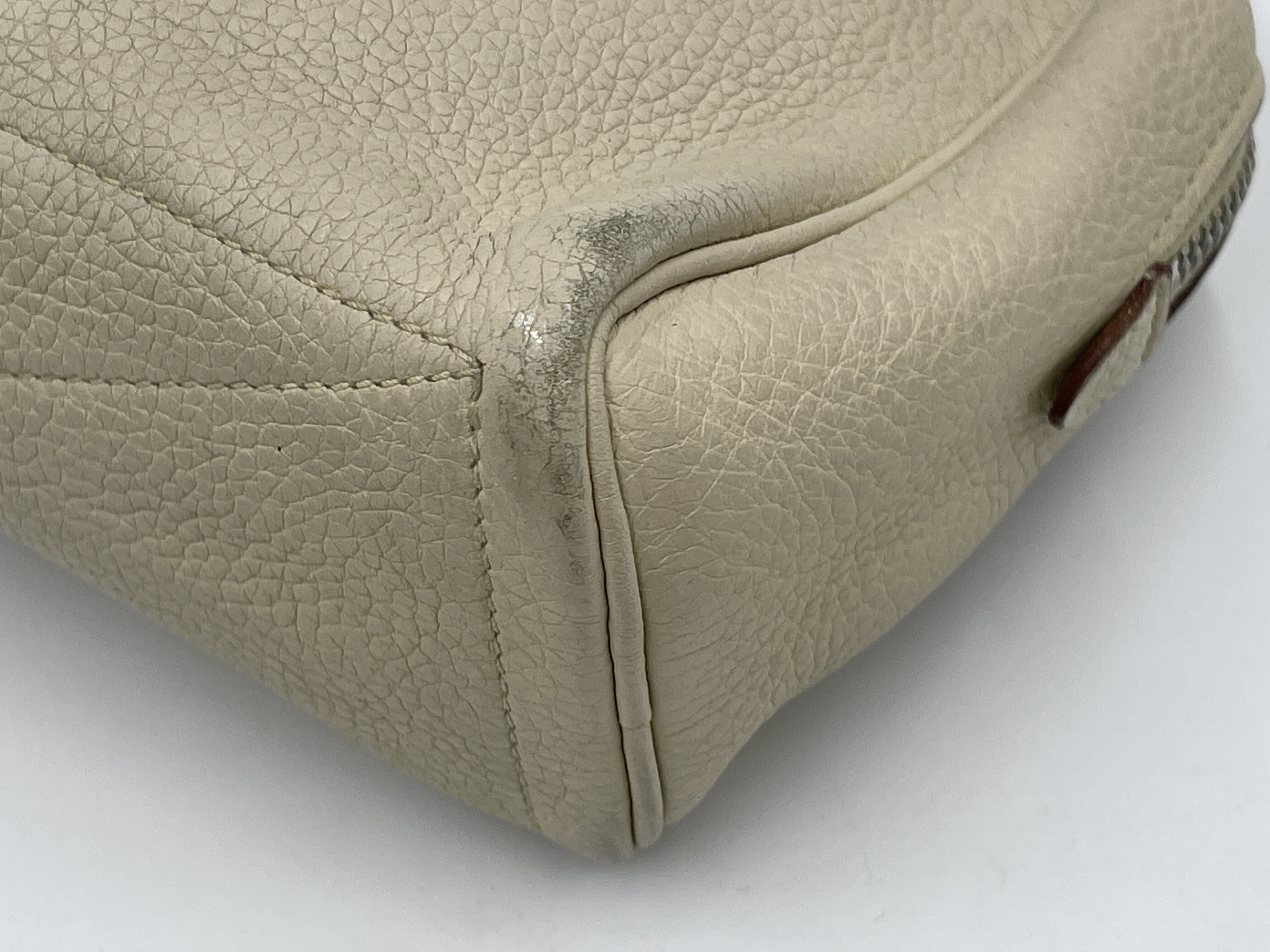 Taurillon Off-White K Pouch — view 6