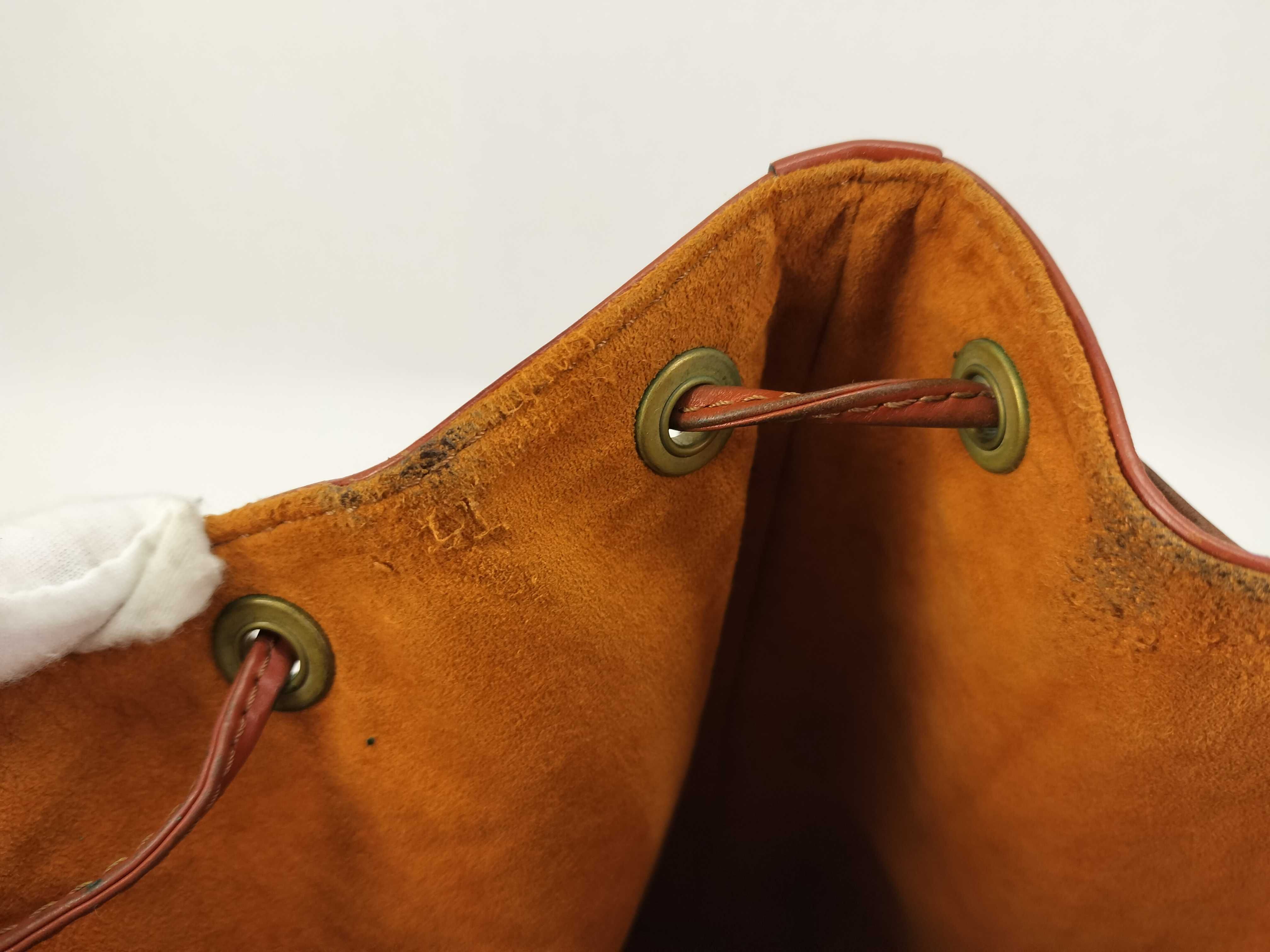 Epi Noé Shoulder Bag — view 11