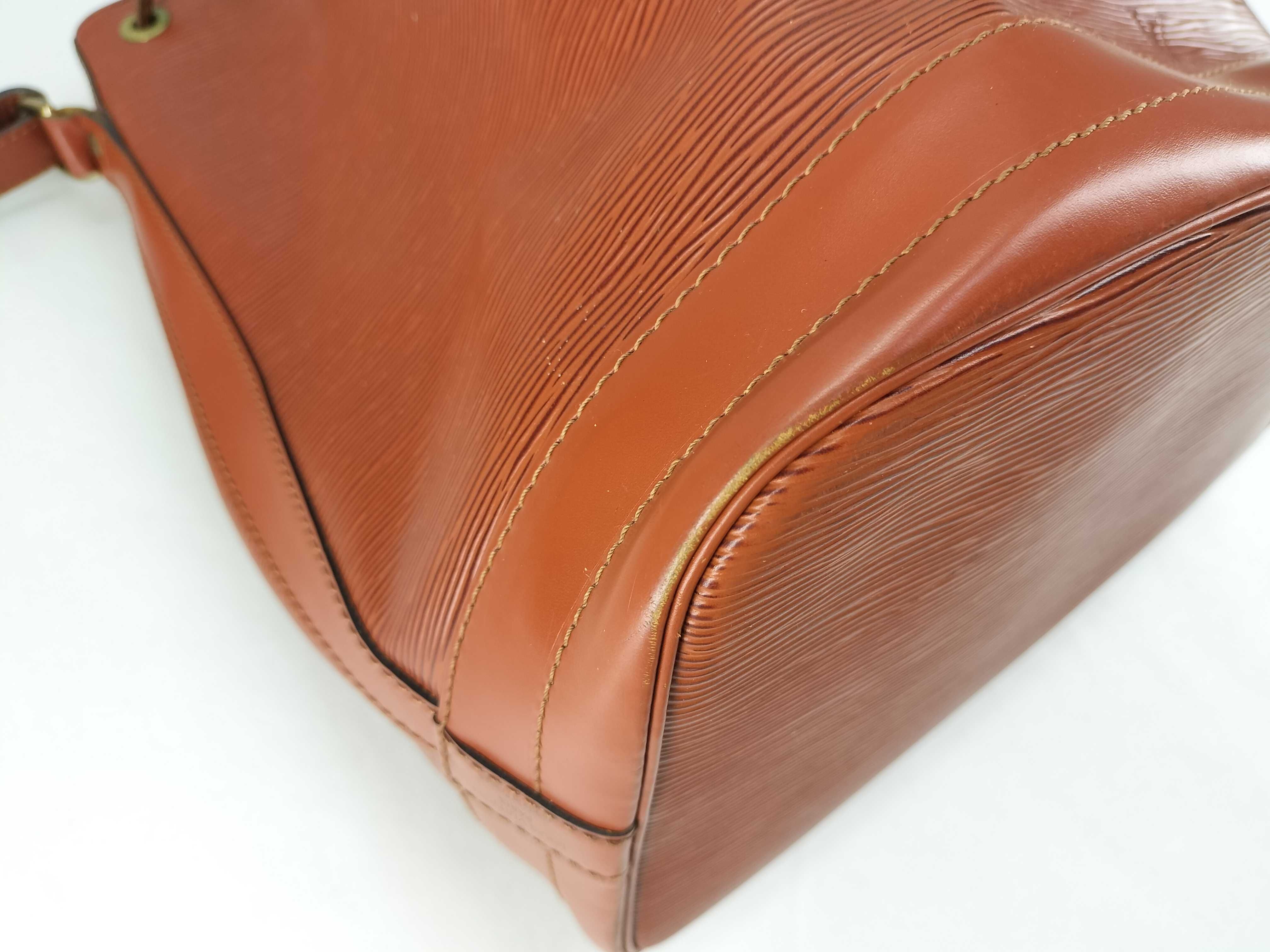 Epi Noé Shoulder Bag — view 8