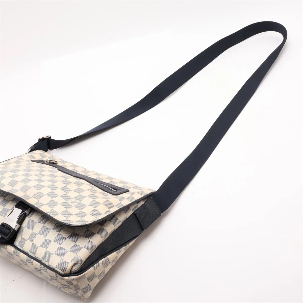 Damier Coast Matchpoint Messenger N40019 GI1118 White — view 5