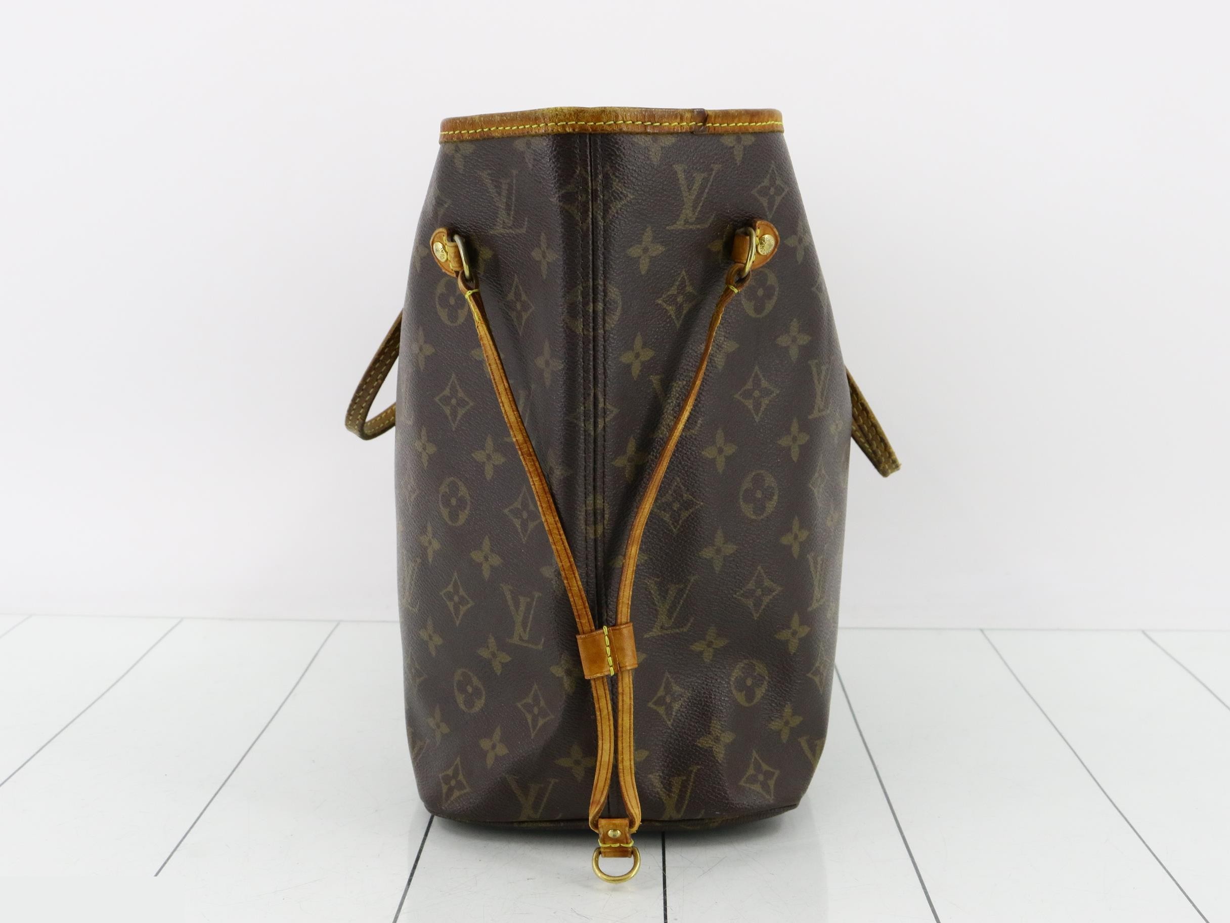 Monogram Neverfull MM — view 4