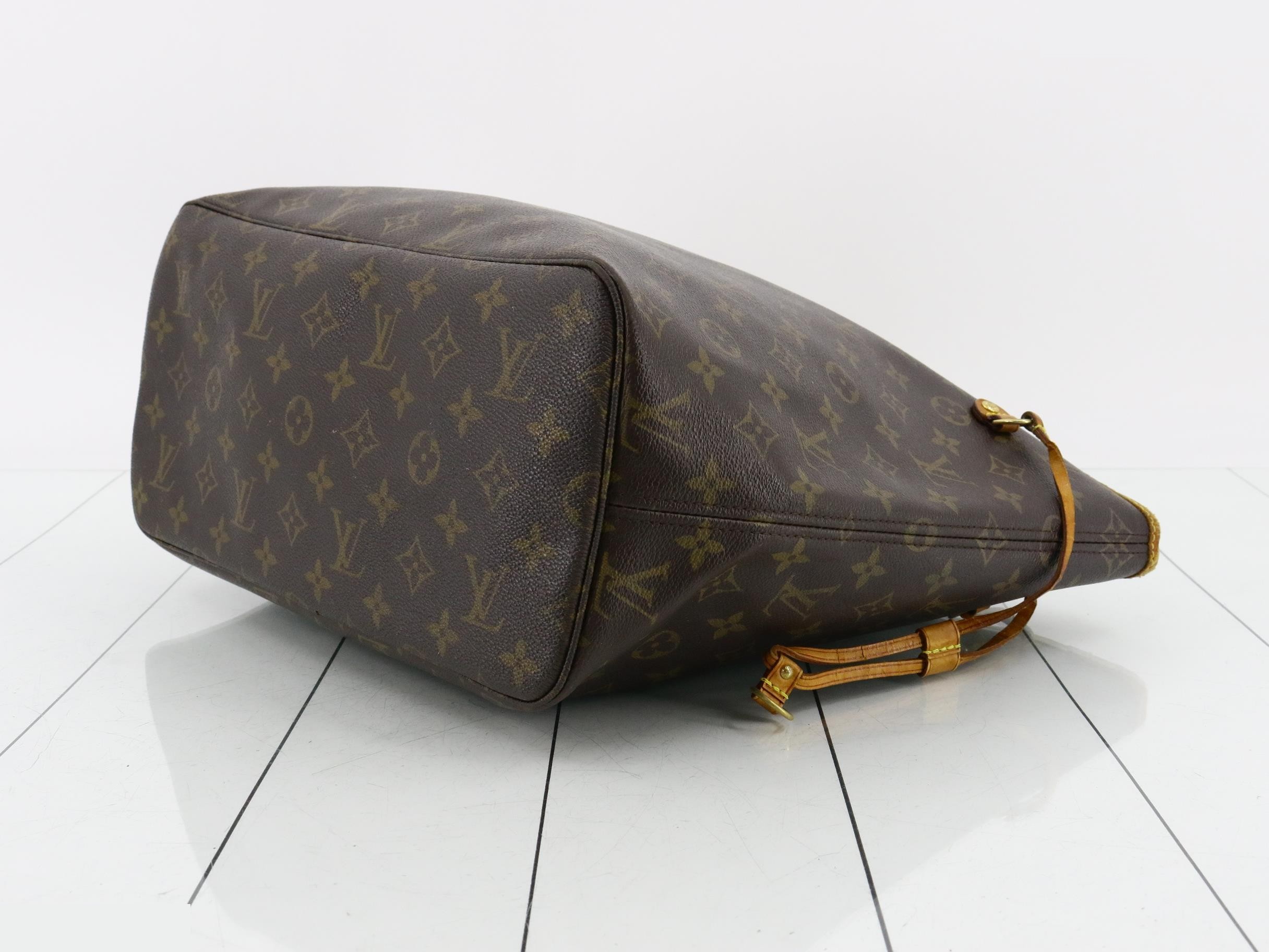 Monogram Neverfull MM — view 6