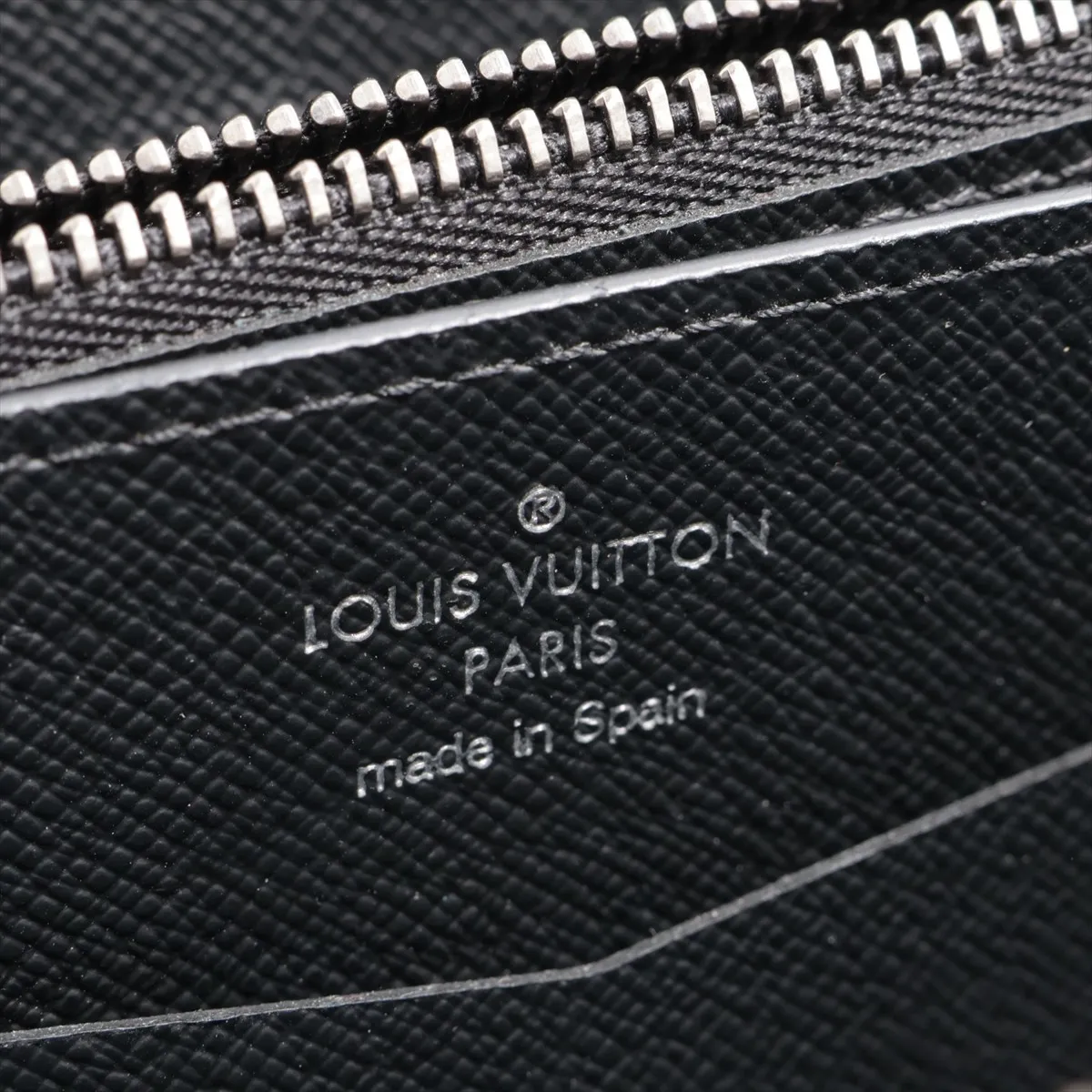 Monogram Eclipse Zippy XL M61698 CA0189 Black Round Zip Wallet — view 10