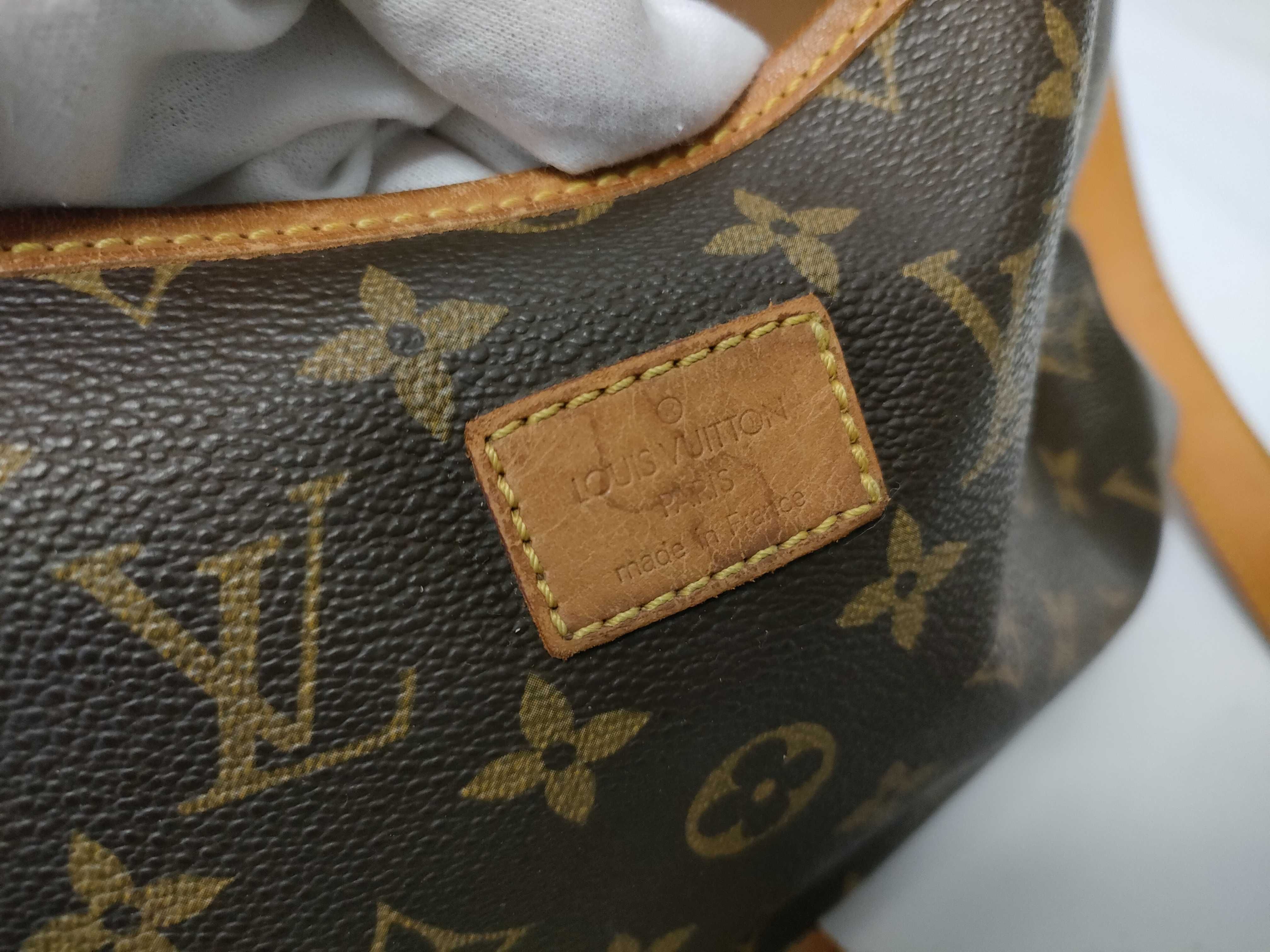 Monogram Louis Vuitton M42254 Saumur GM AR0915 Monogram Shoulder Bag — view 15