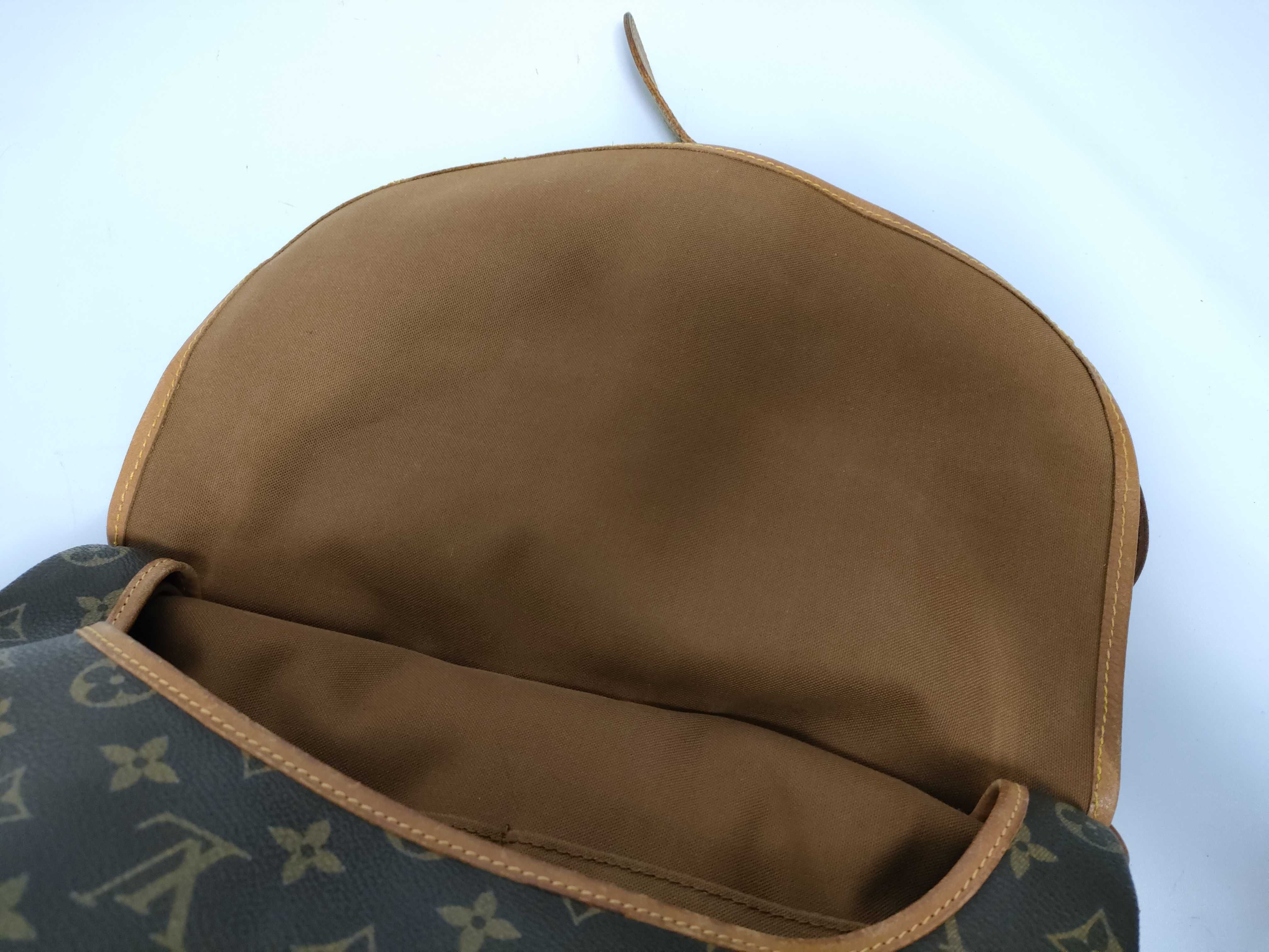 Monogram Louis Vuitton M42254 Saumur GM AR0915 Monogram Shoulder Bag — view 9