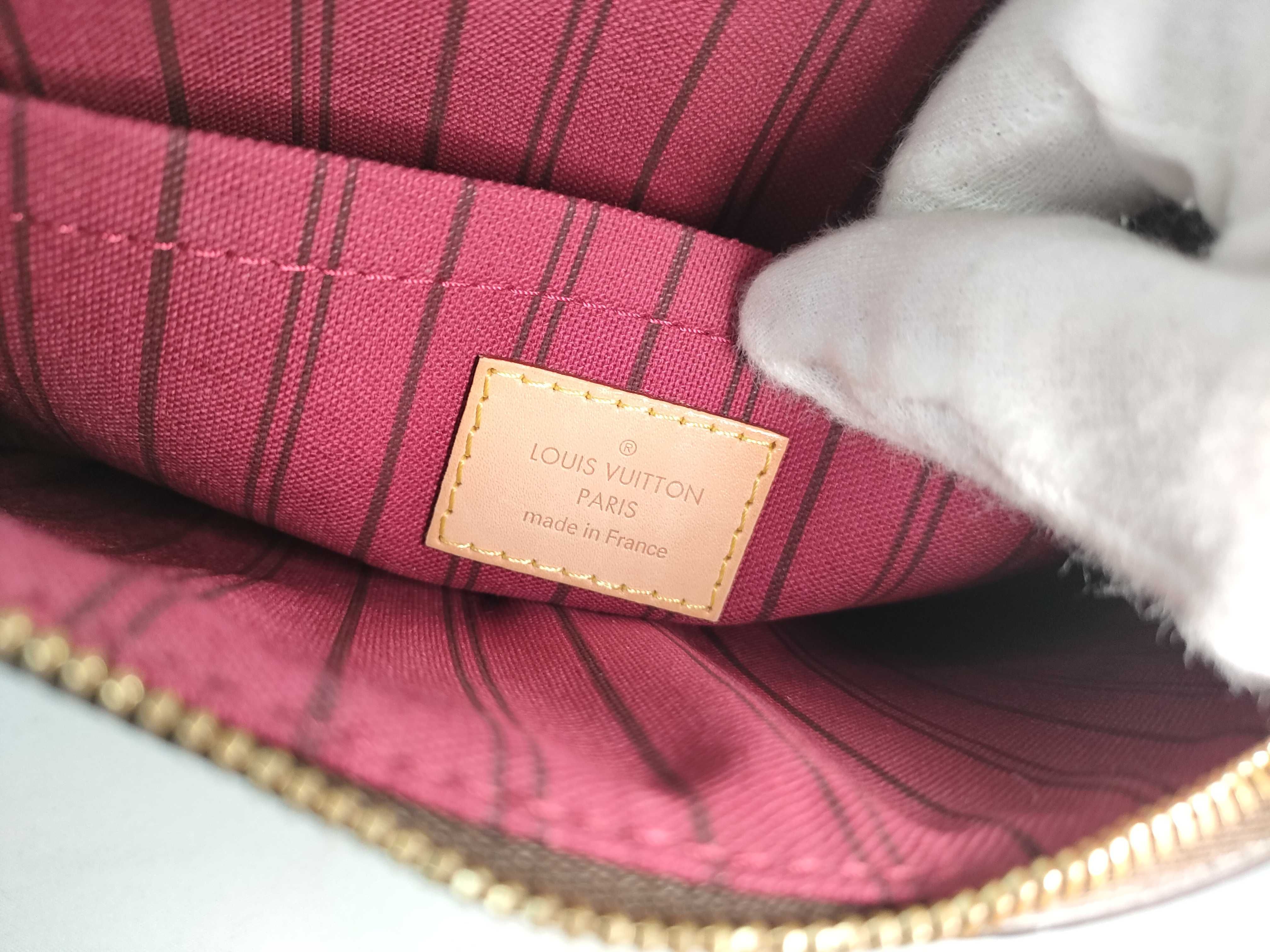 Monogram Louis Vuitton Monogram Neverfull attached pouch Fuchsia pouch — view 10