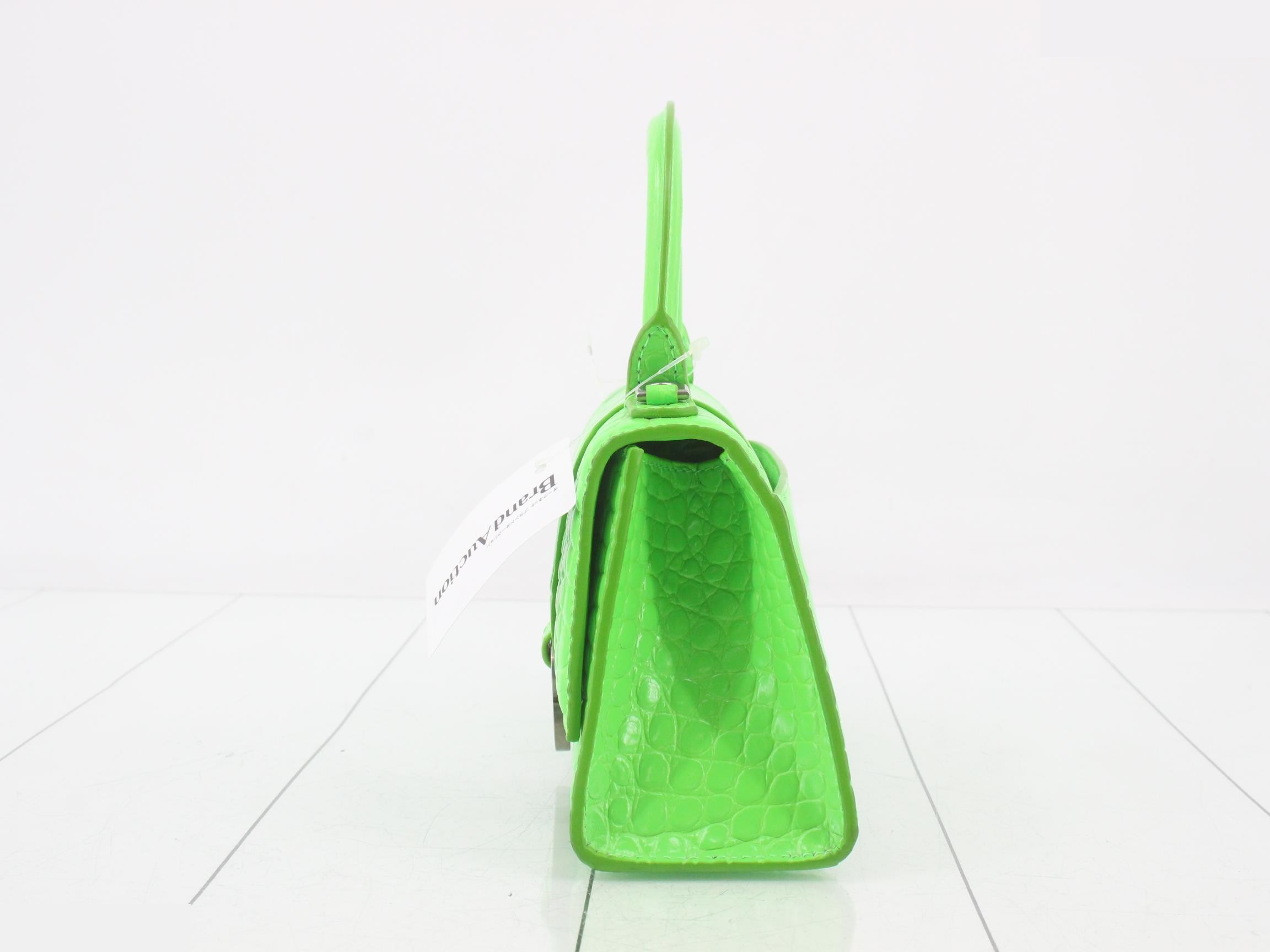 handbag — view 3