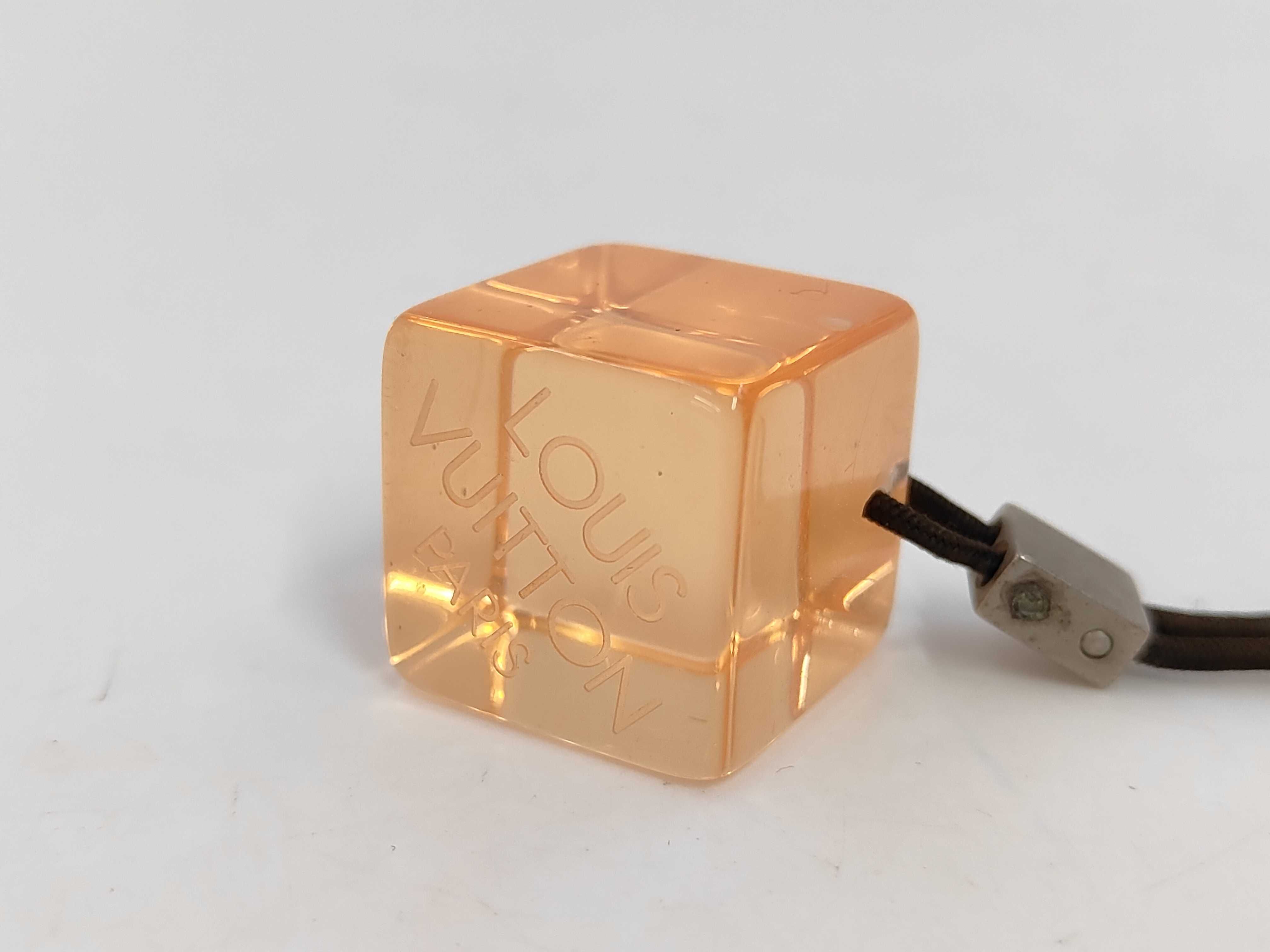 Clear Cube Hair Ties (2 pieces) and other accessories — view 4
