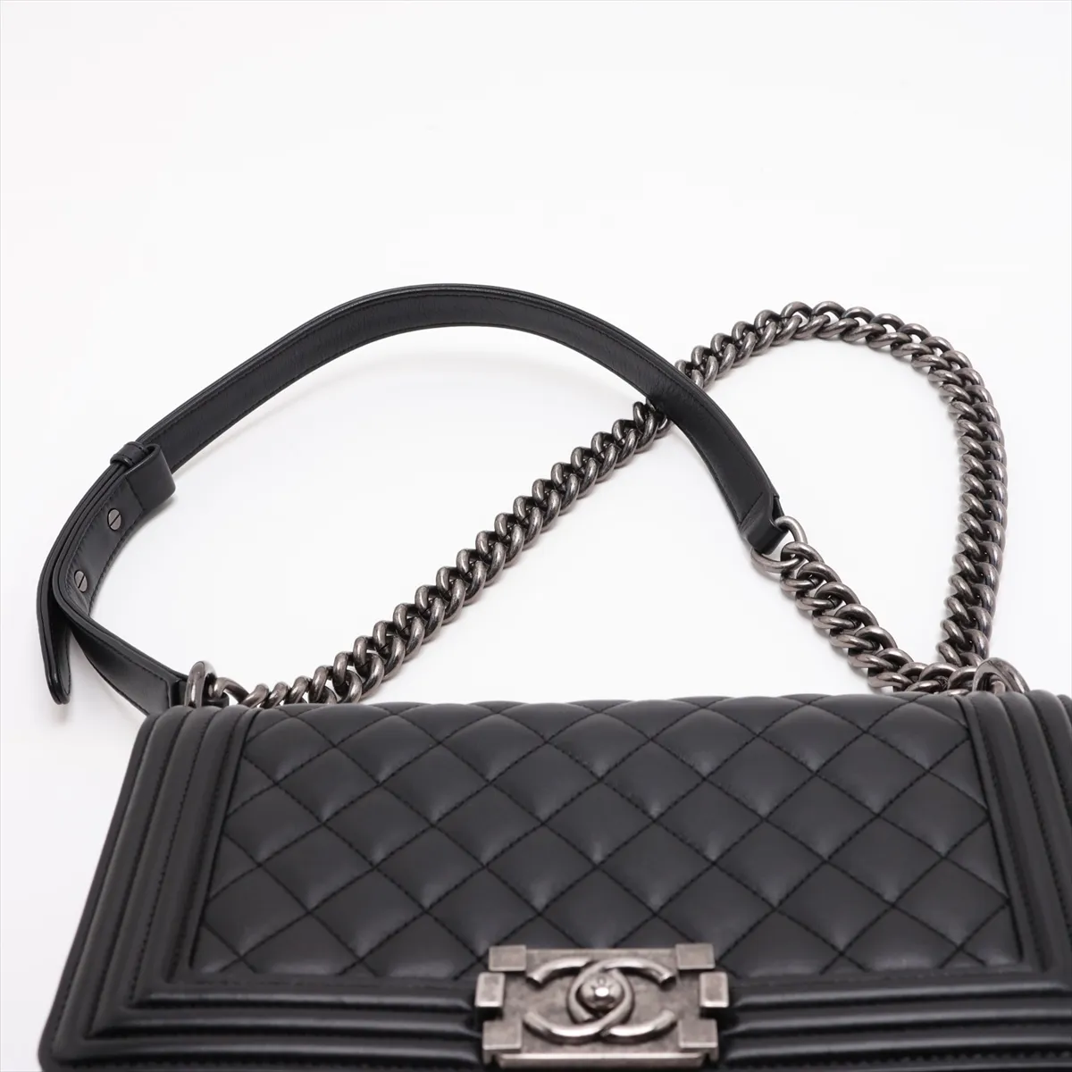 Boy Chanel 25 Lambskin Chain Shoulder Bag, Black with Gunmetal Hardware, 20379714, Serial Number in the 20s, A67086 — view 6